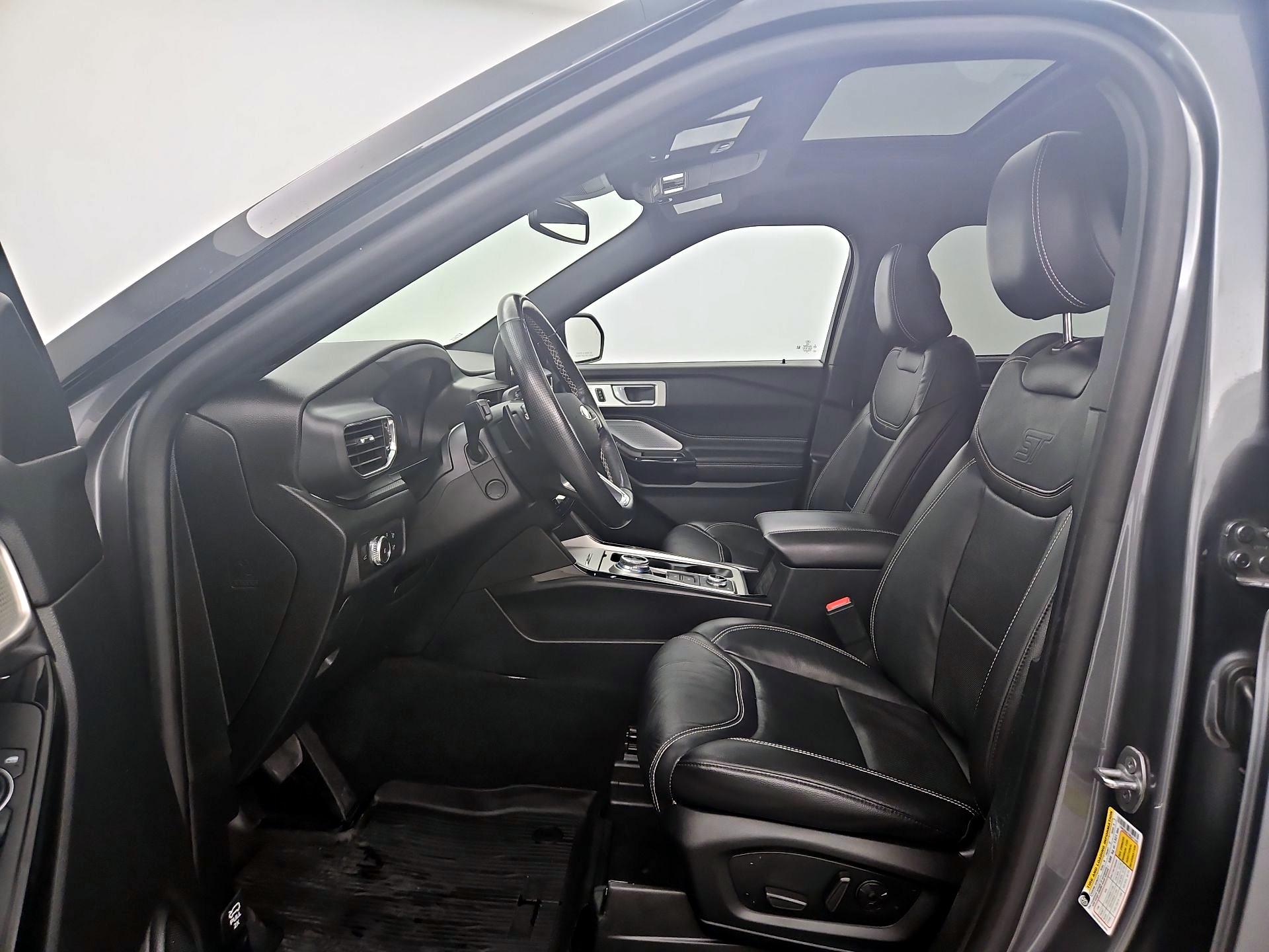 Thumbnail: 2021 Ford Explorer - 11