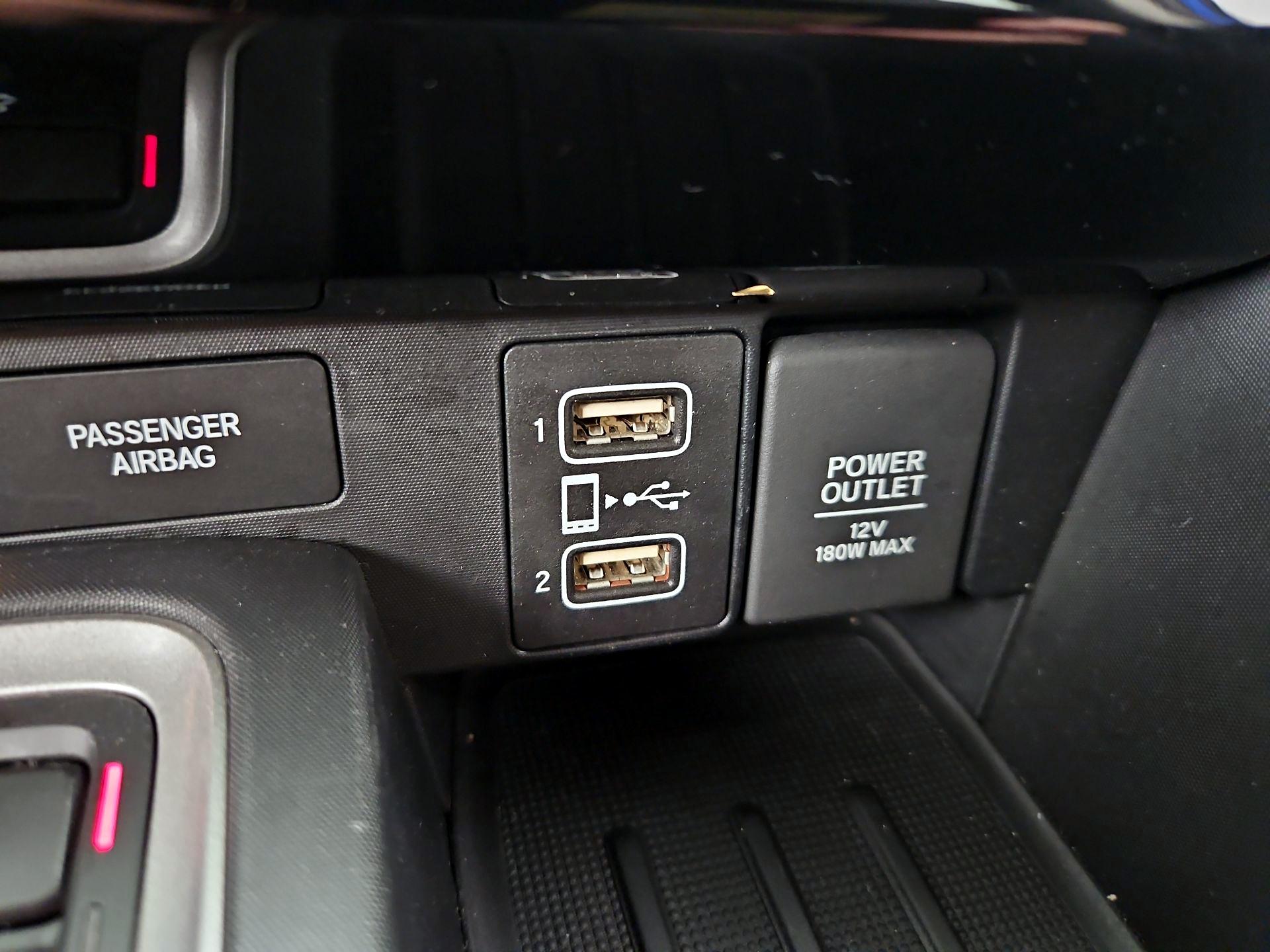 Thumbnail: 2020 Honda Insight - 18