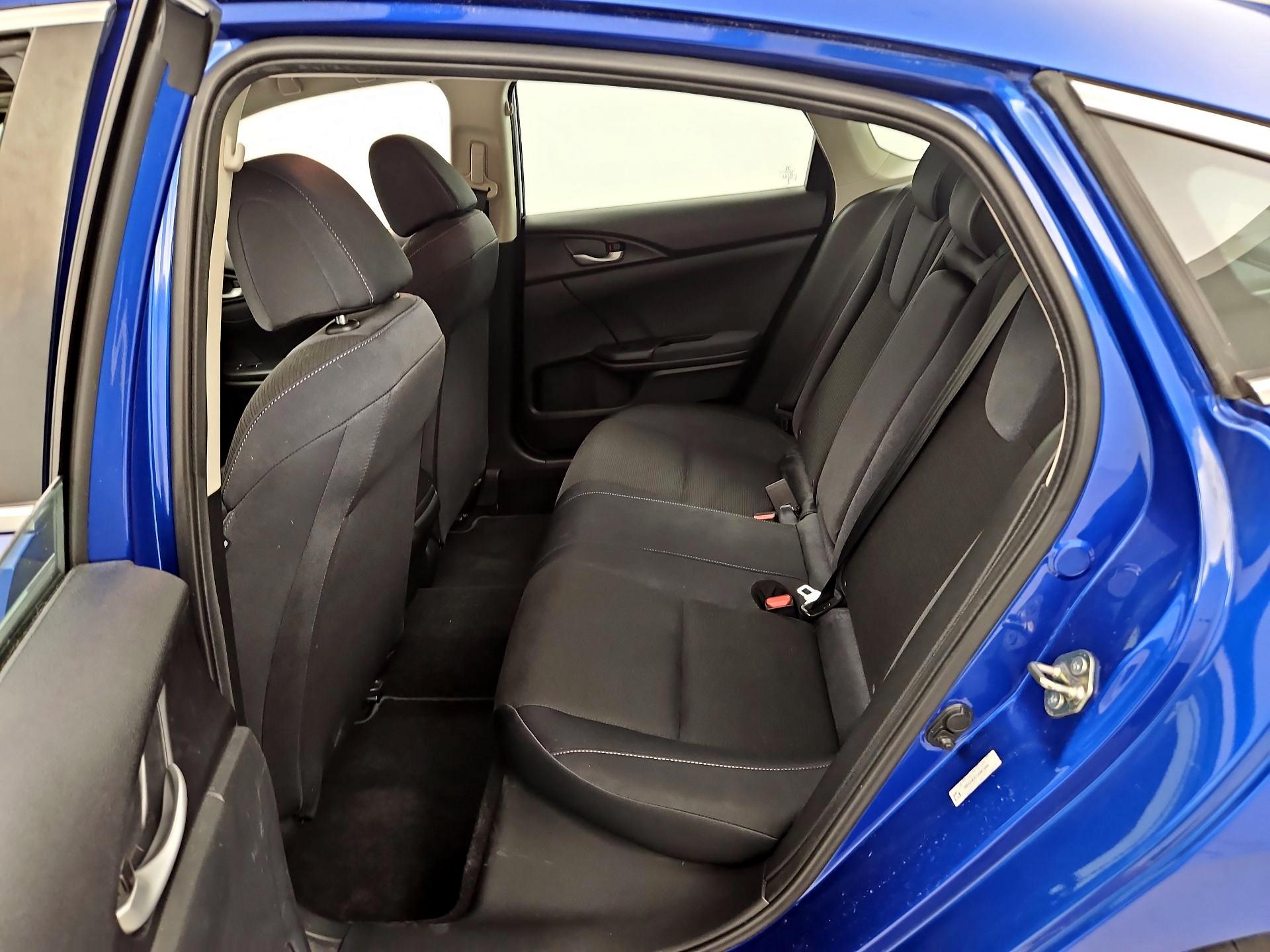 Thumbnail: 2020 Honda Insight - 19