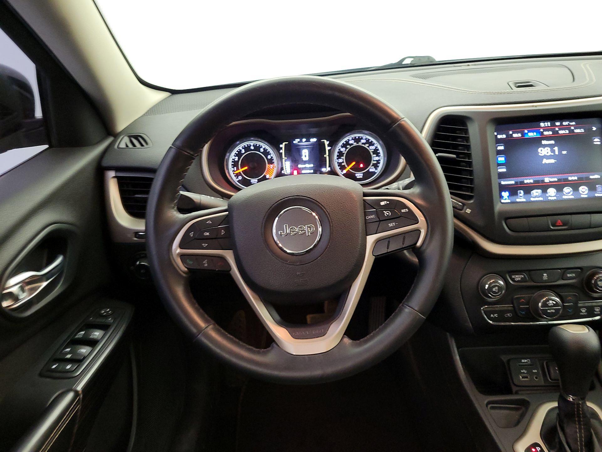 Thumbnail: 2014 Jeep Cherokee - 10