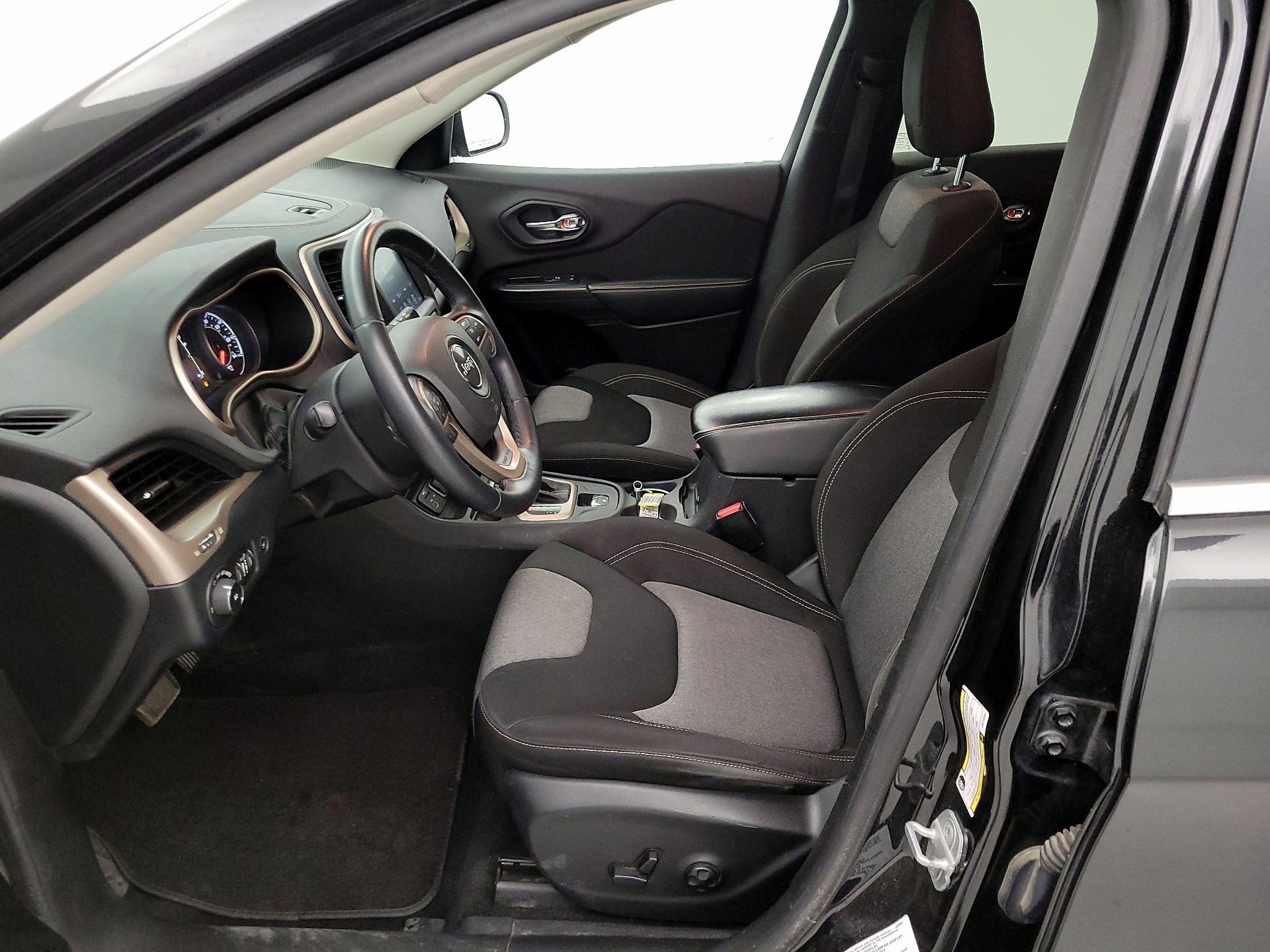 Thumbnail: 2014 Jeep Cherokee - 11