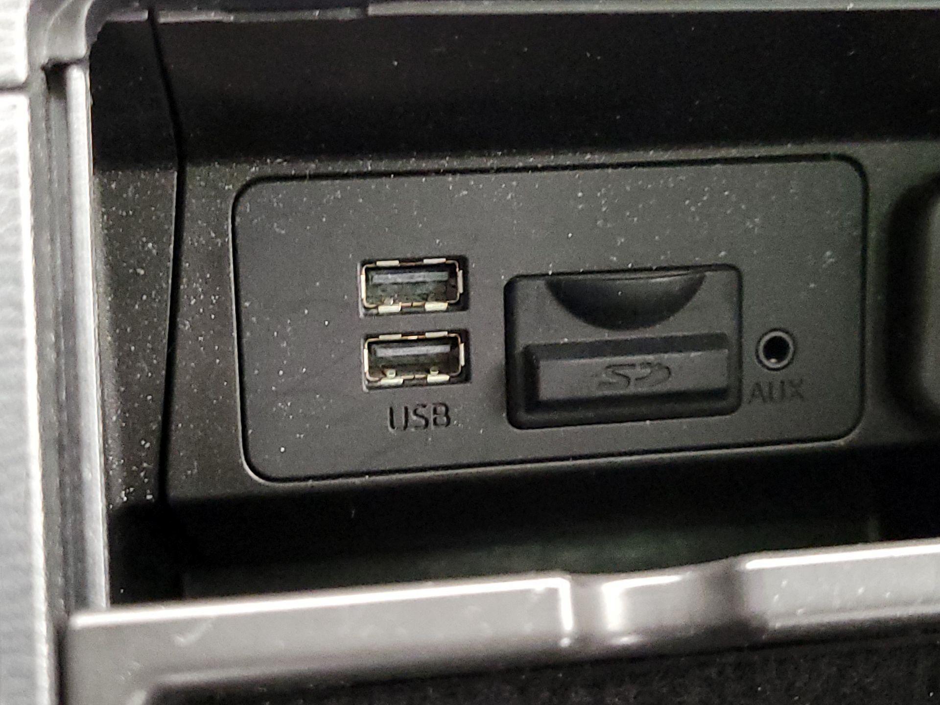 Thumbnail: 2014 Mazda Mazda3 - 18