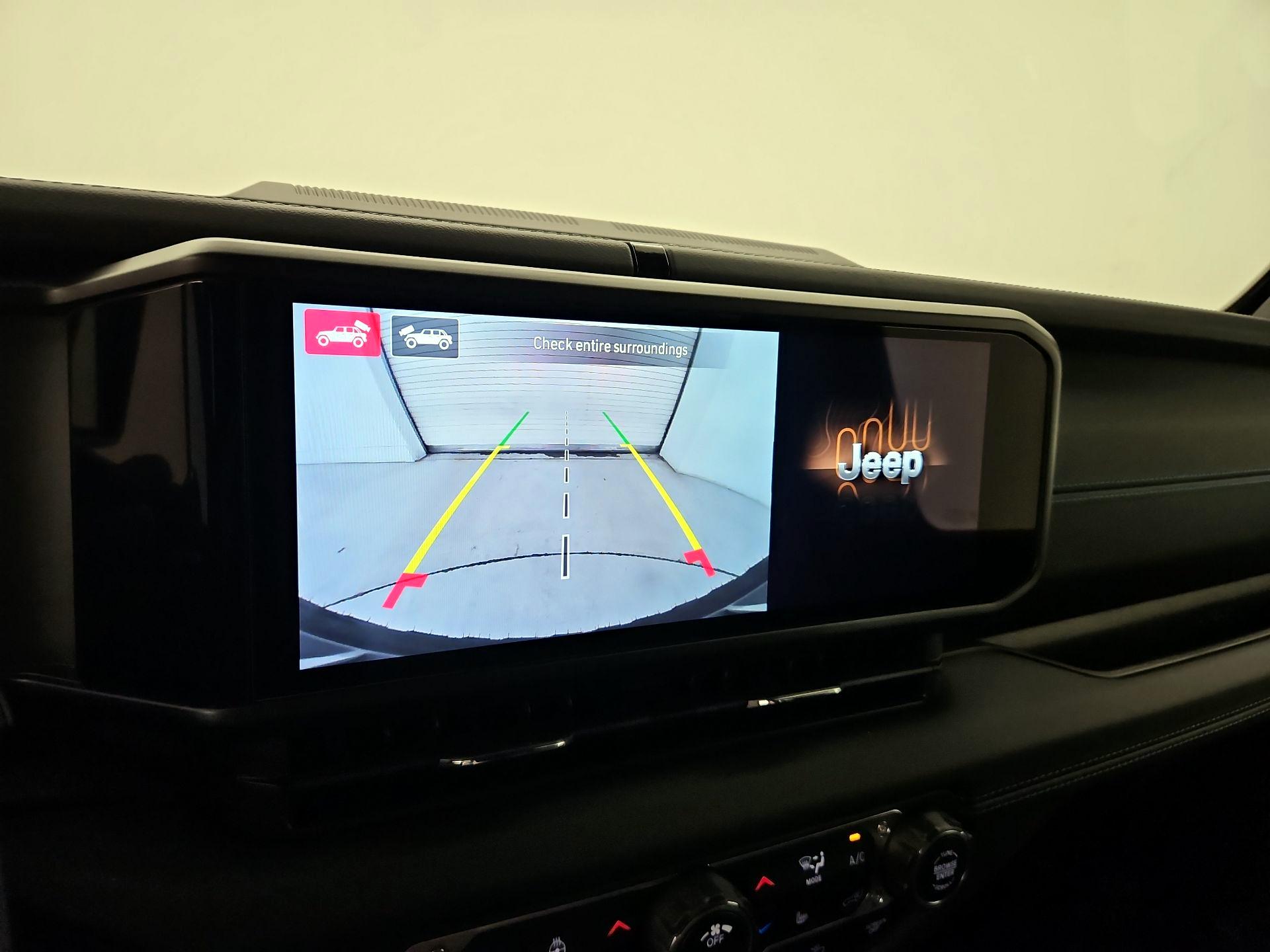 Thumbnail: 2024 Jeep Wrangler - 15