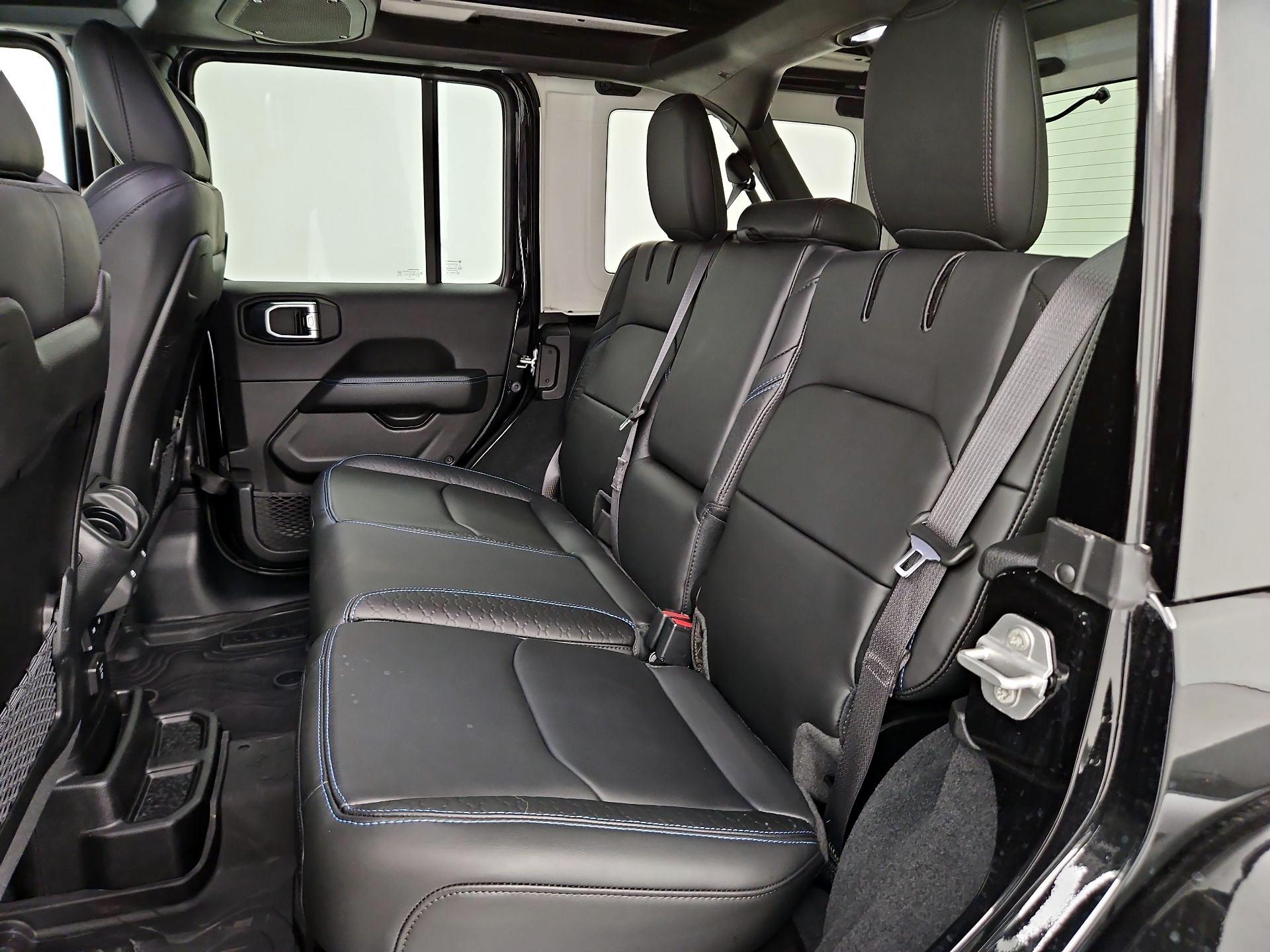 Thumbnail: 2024 Jeep Wrangler - 20