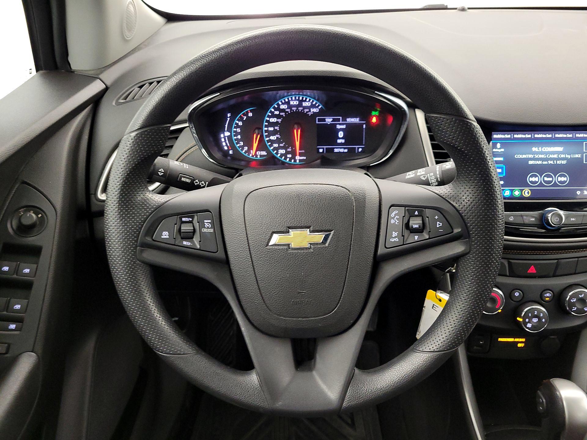 Thumbnail: 2018 Chevrolet Trax - 10