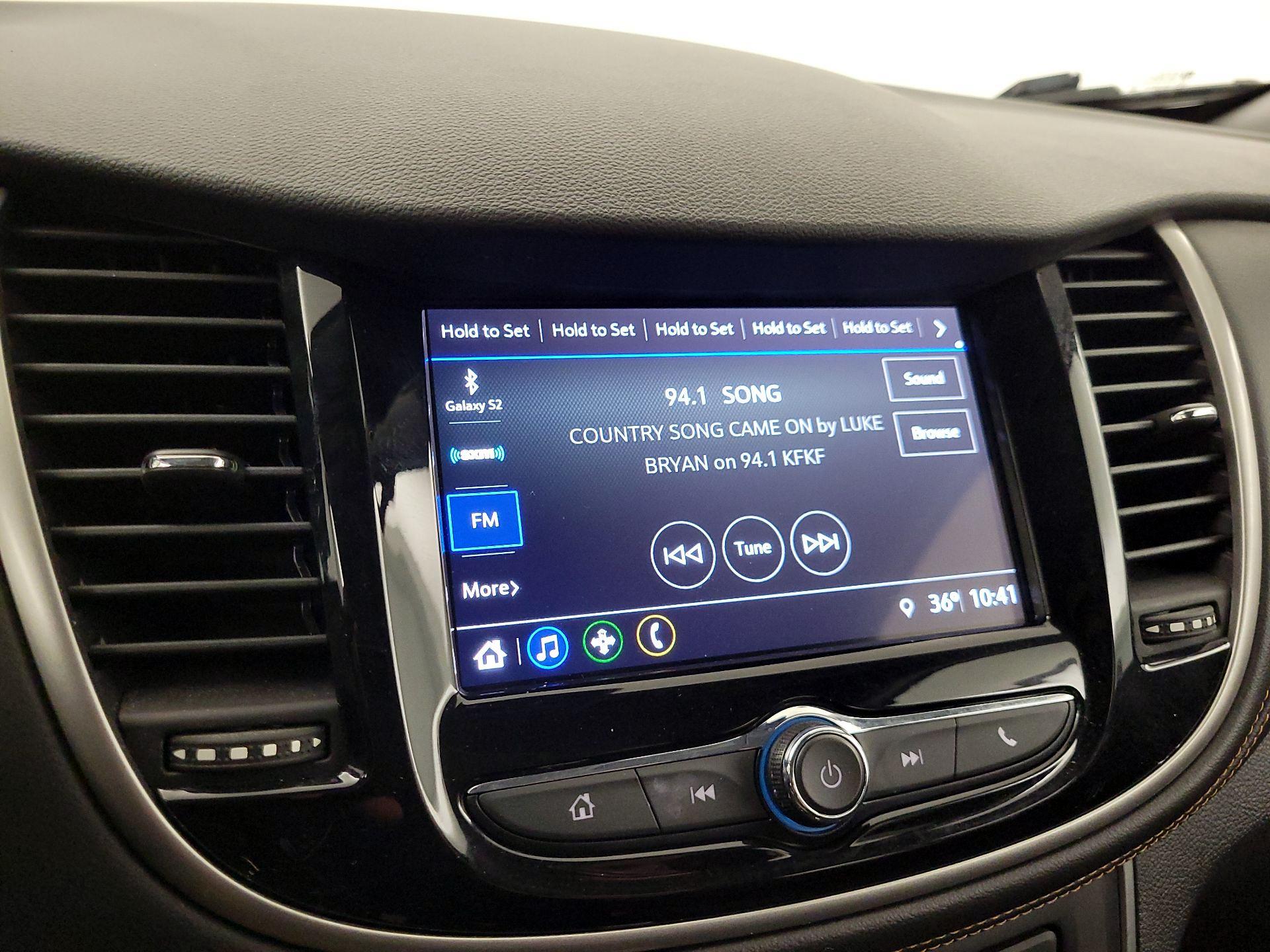 Thumbnail: 2018 Chevrolet Trax - 15