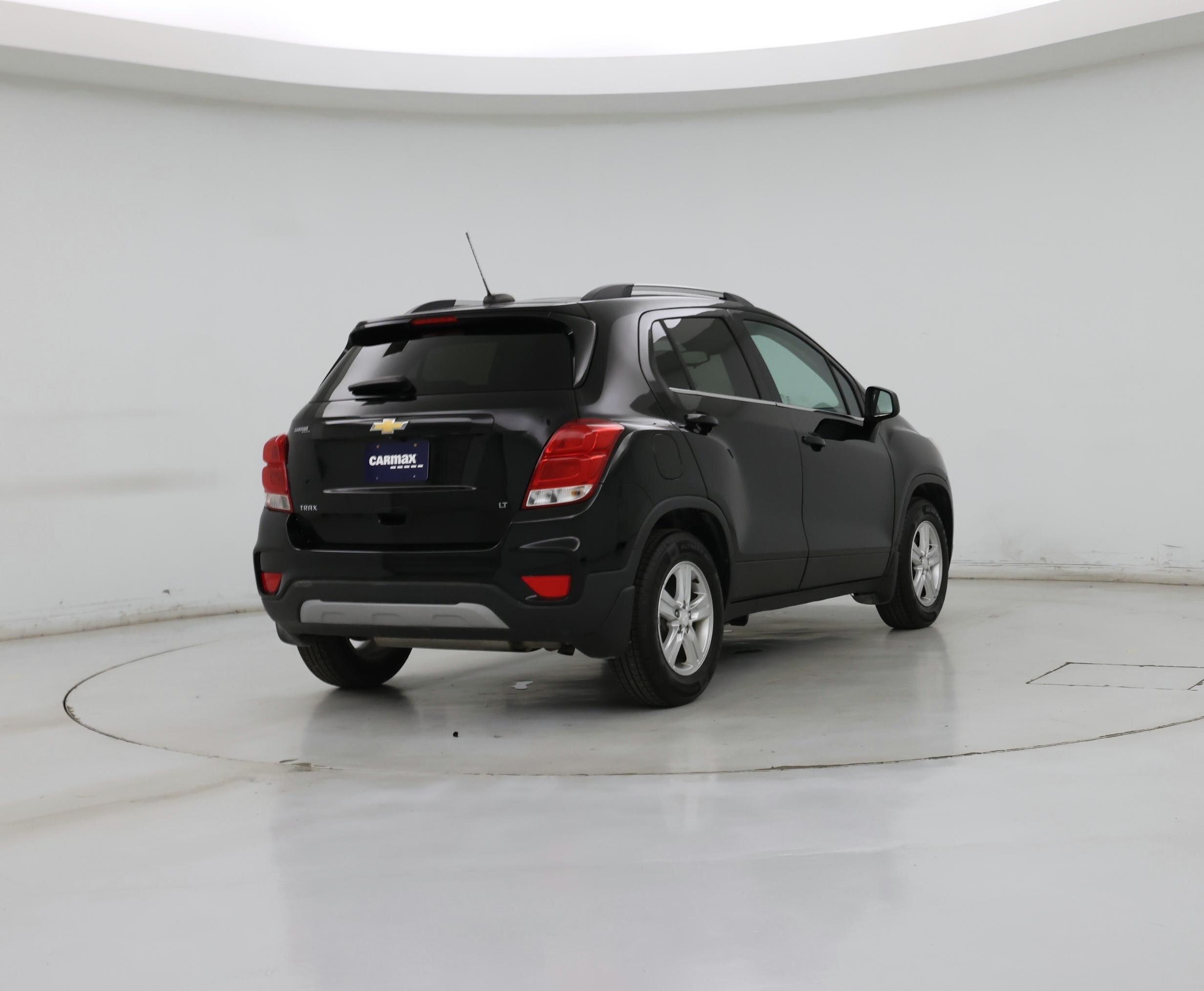 Thumbnail: 2018 Chevrolet Trax - 8