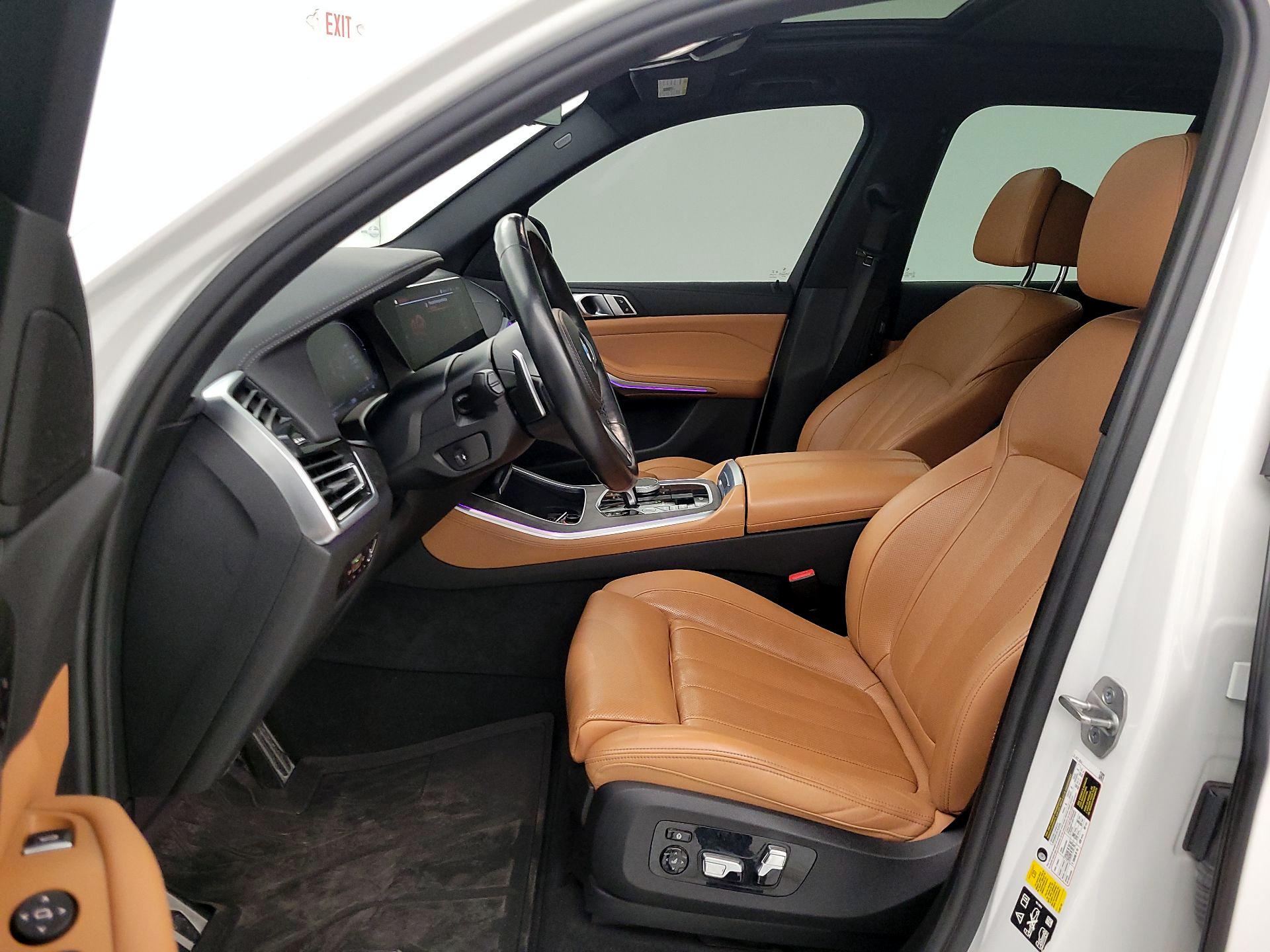 Thumbnail: 2022 BMW X5 - 11