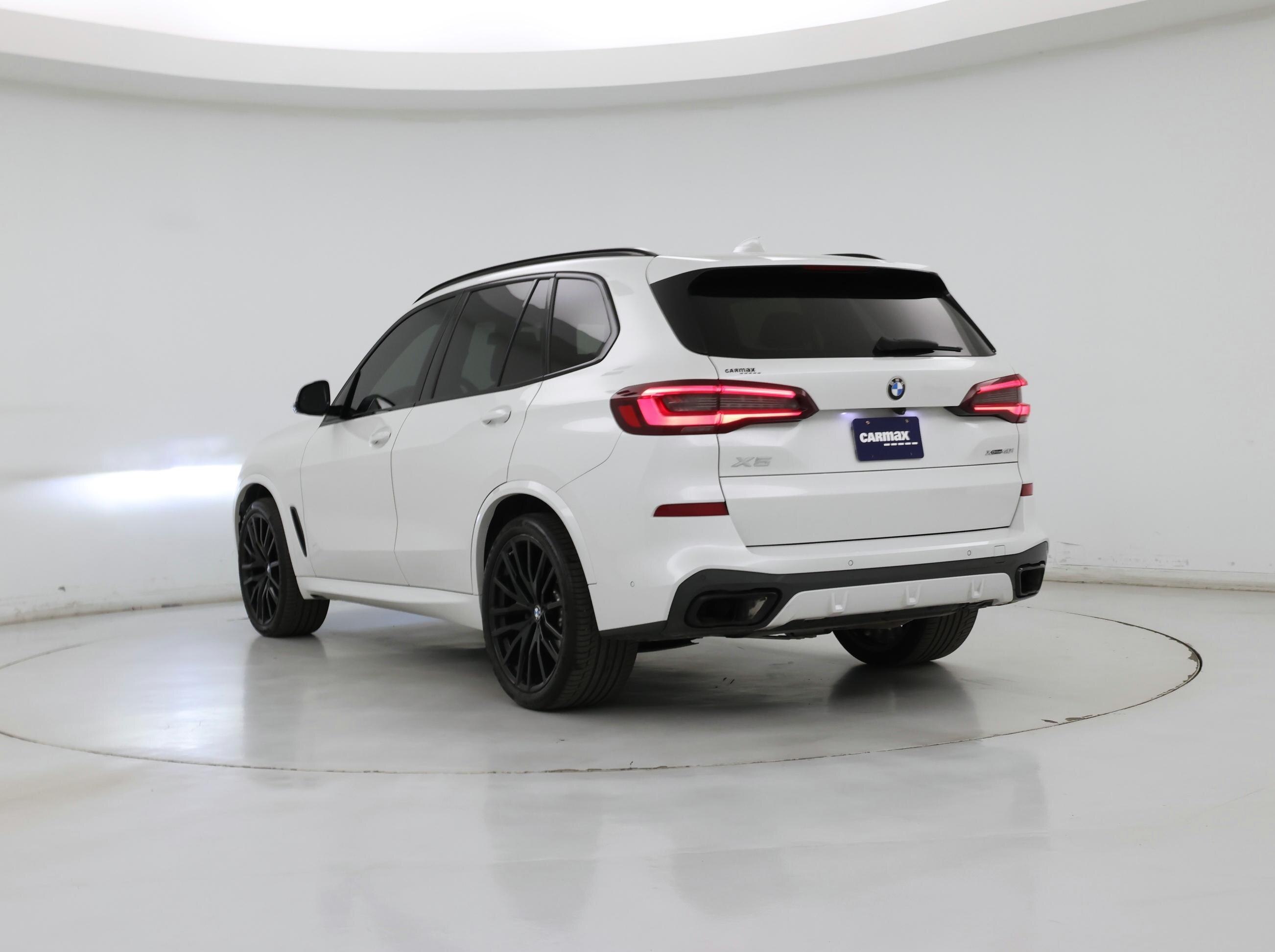 Thumbnail: 2022 BMW X5 - 2