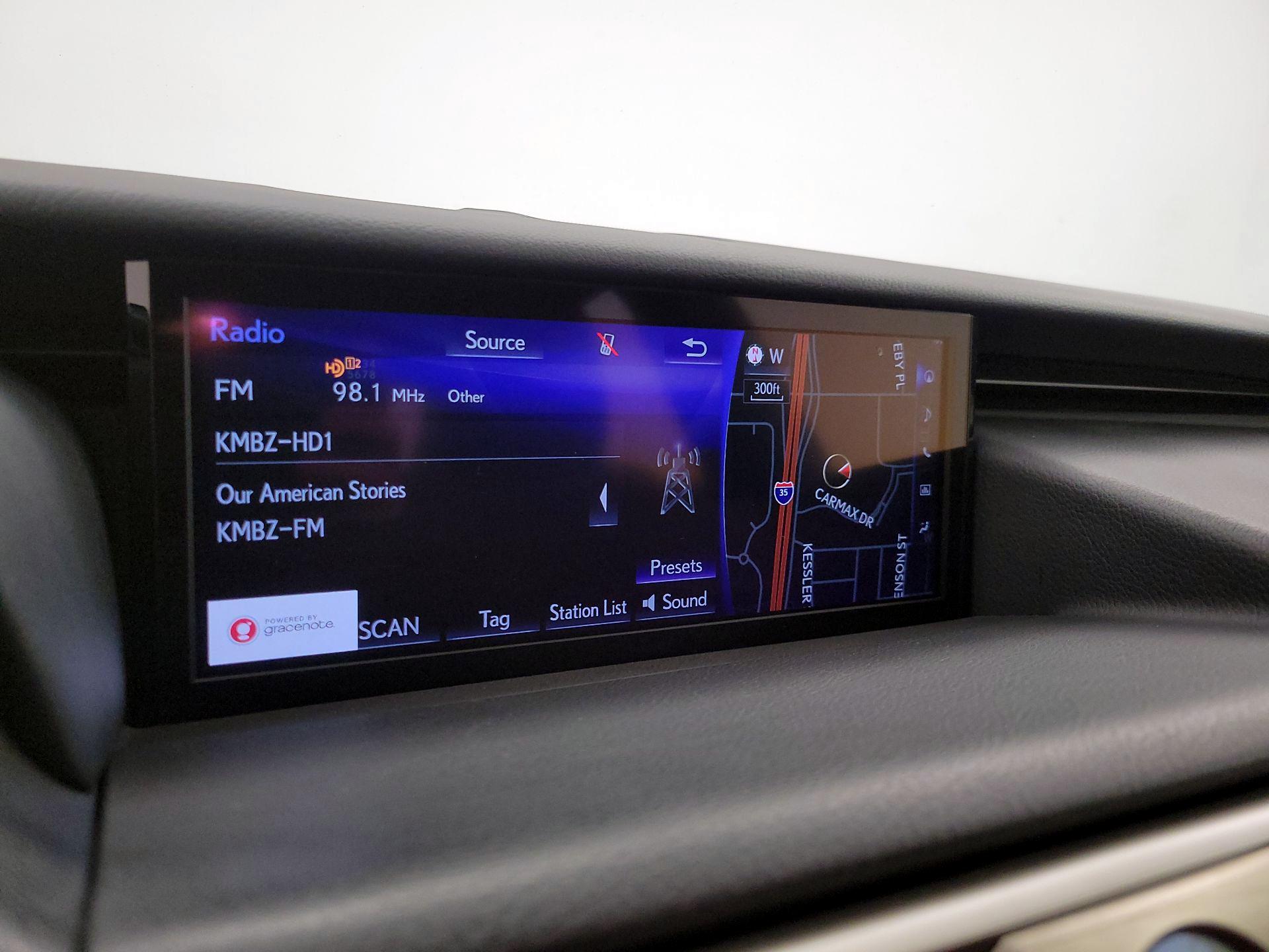 Thumbnail: 2020 Lexus IS - 16