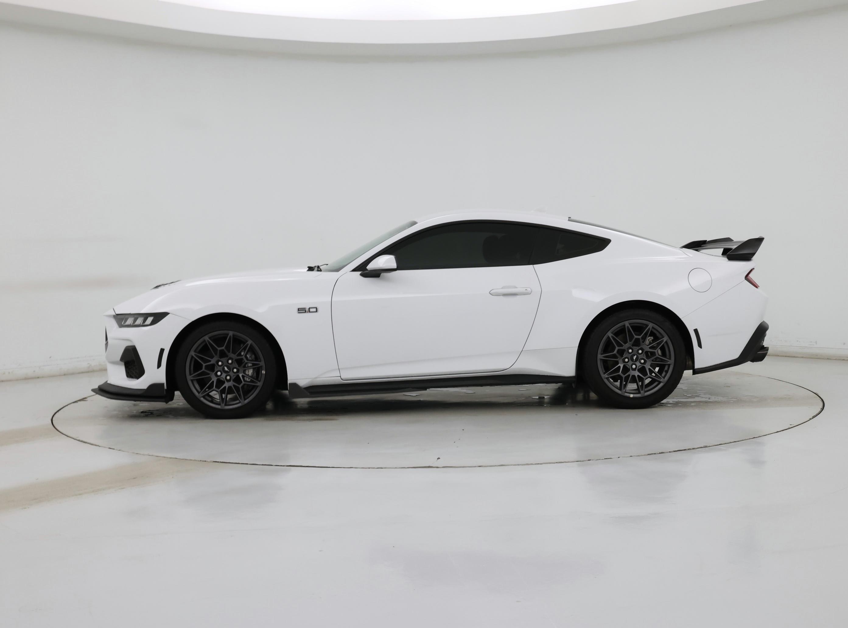 Thumbnail: 2024 Ford Mustang - 3