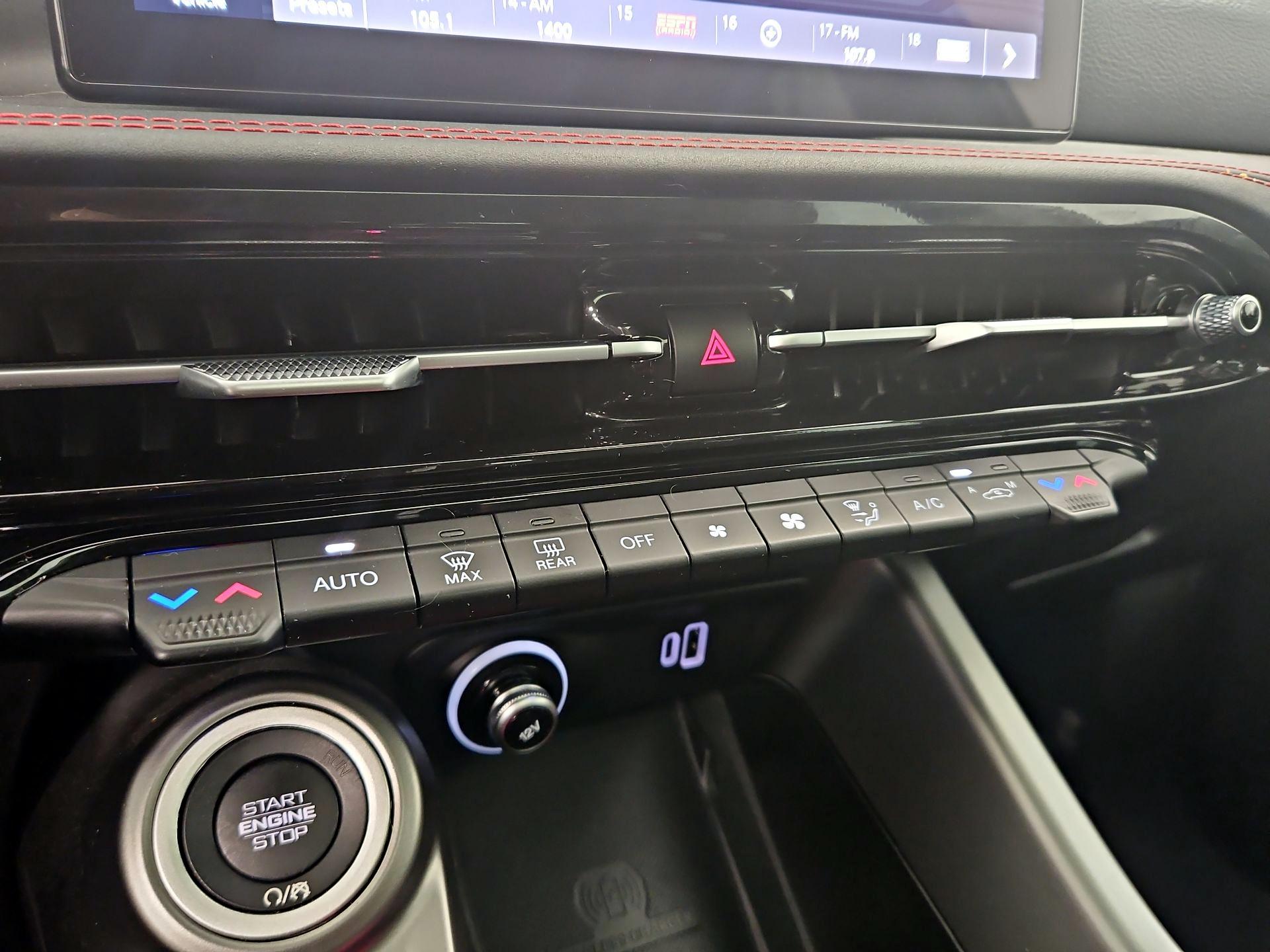 Thumbnail: 2024 Dodge Hornet - 17