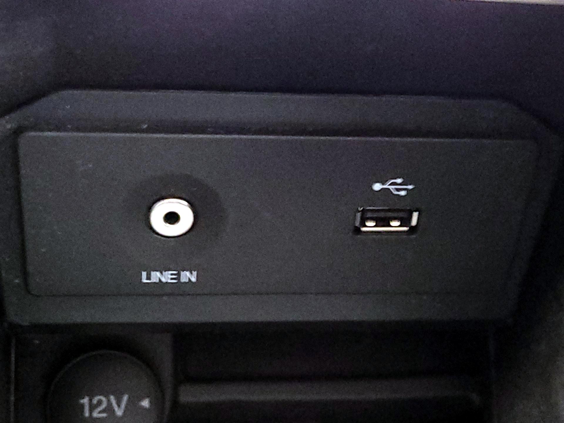 Thumbnail: 2015 Ford Escape - 18