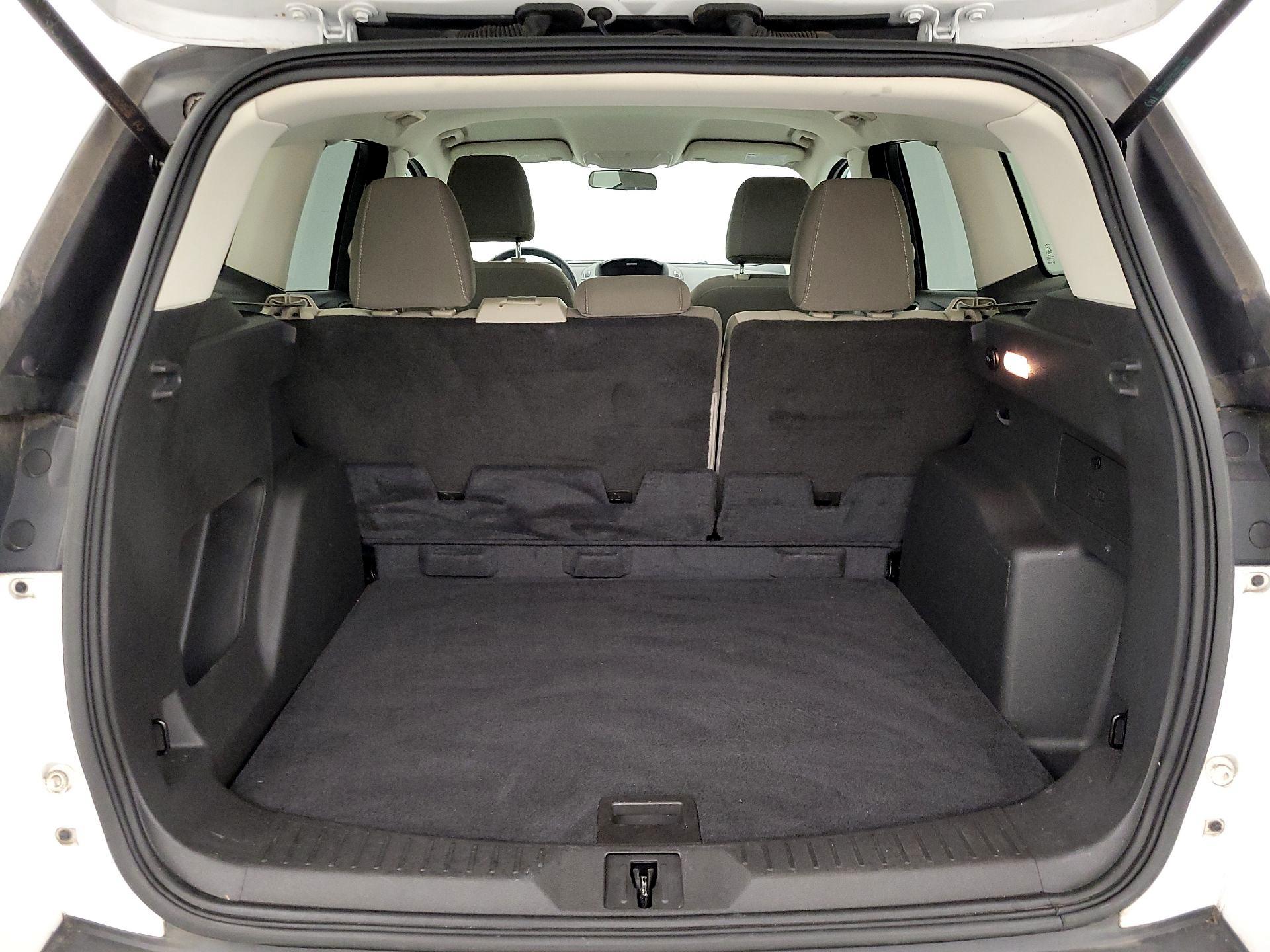 Thumbnail: 2015 Ford Escape - 20