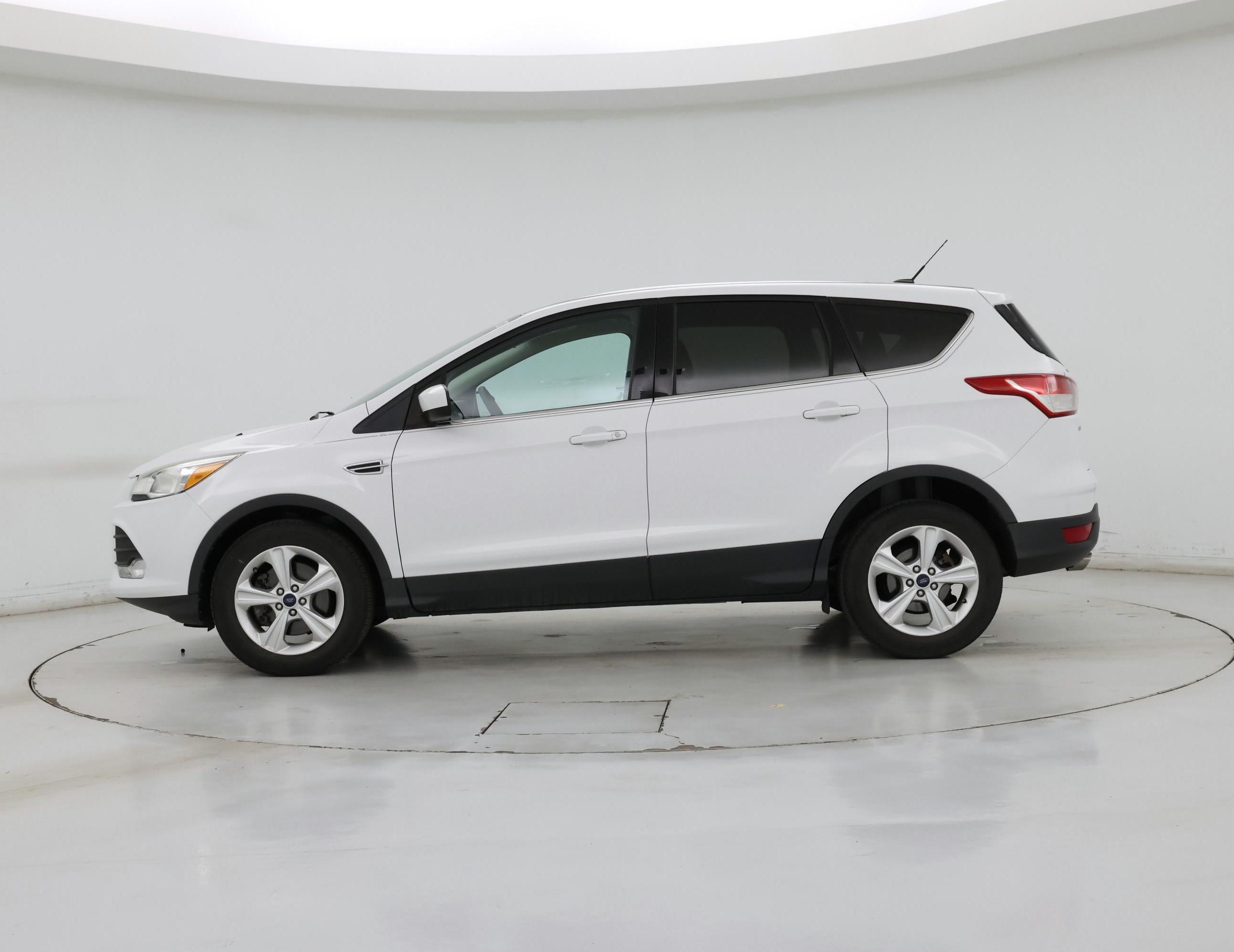 Thumbnail: 2015 Ford Escape - 3