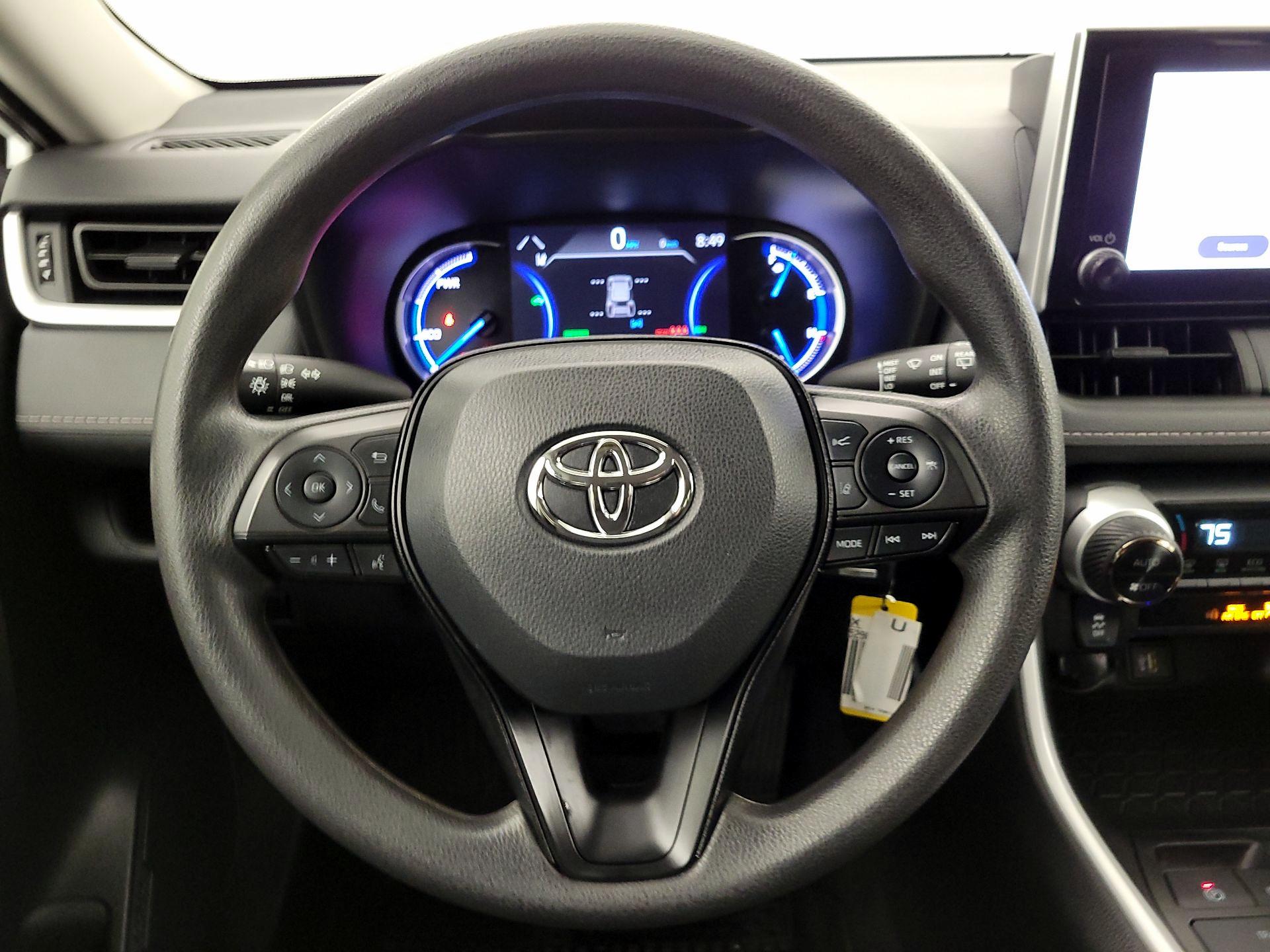 Thumbnail: 2024 Toyota RAV4 - 10