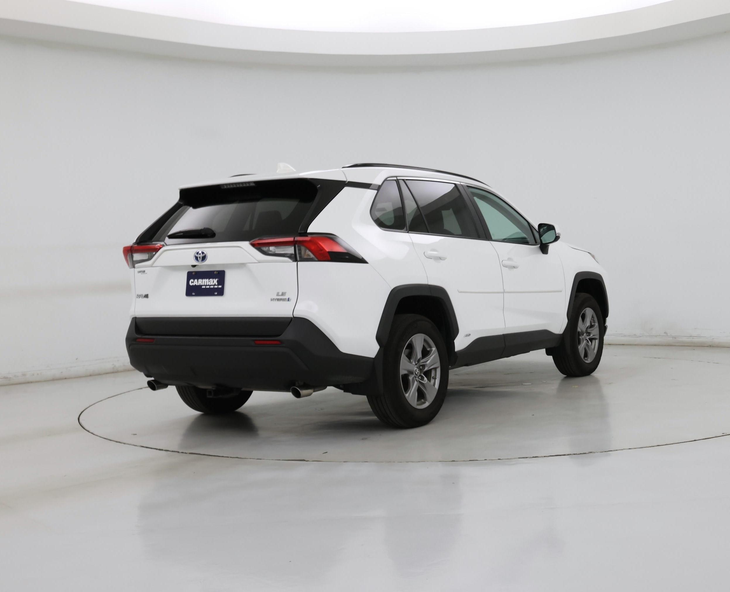 Thumbnail: 2024 Toyota RAV4 - 8