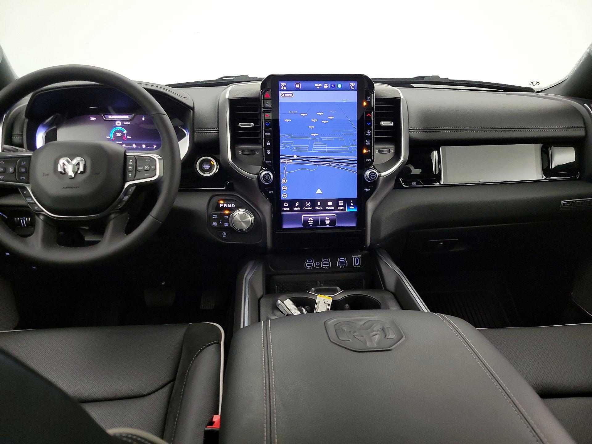 Thumbnail: 2025 RAM 1500 - 9