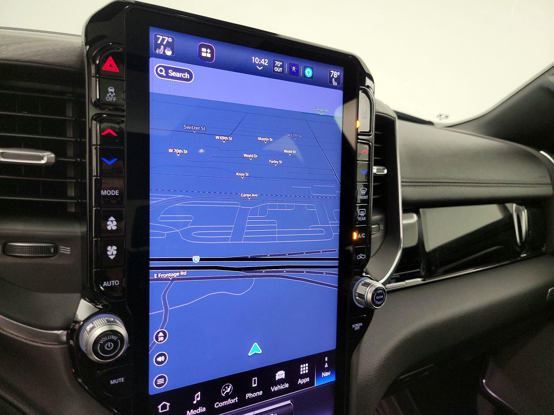 Thumbnail: 2025 RAM 1500 - 14