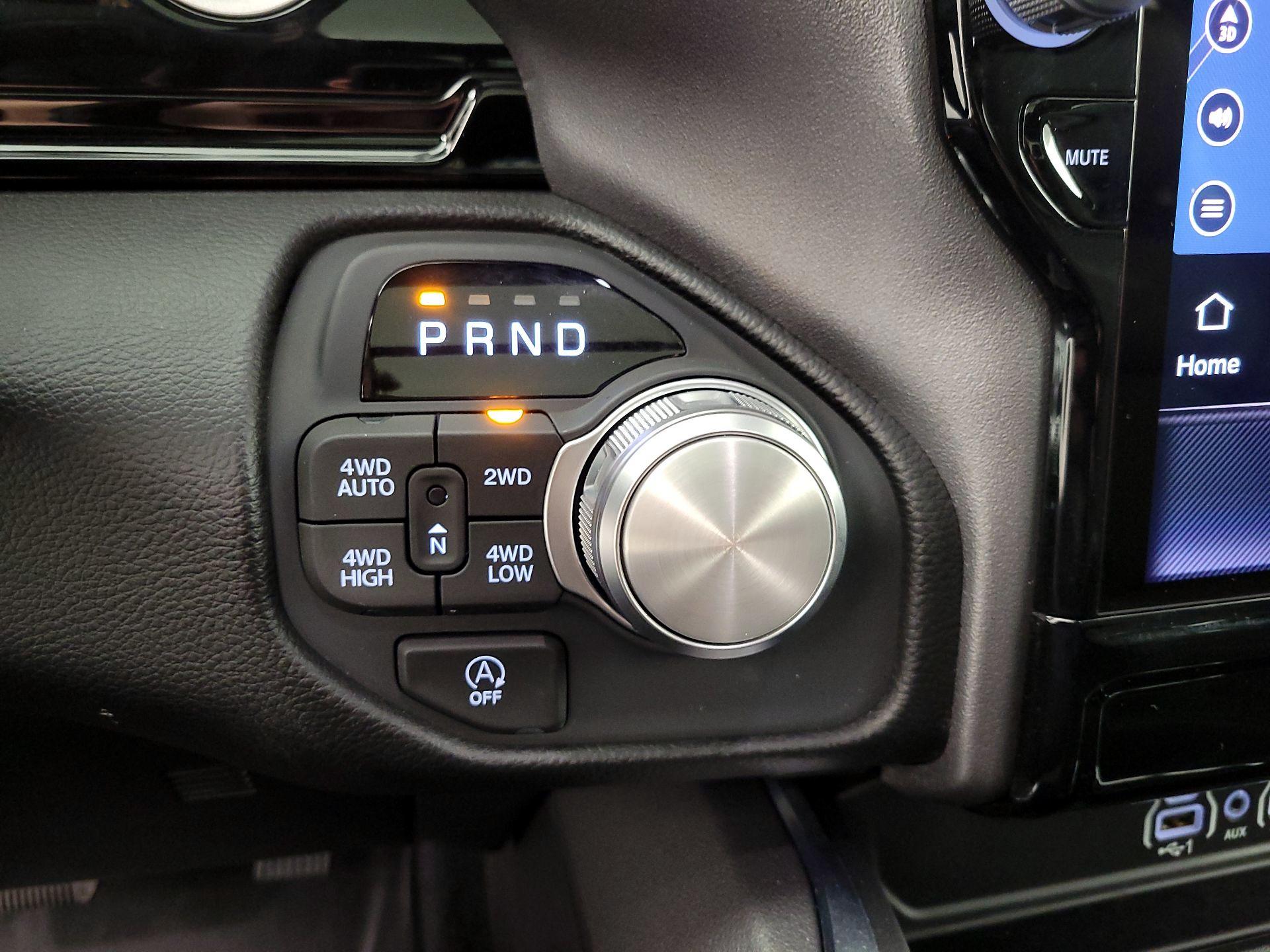 Thumbnail: 2025 RAM 1500 - 18