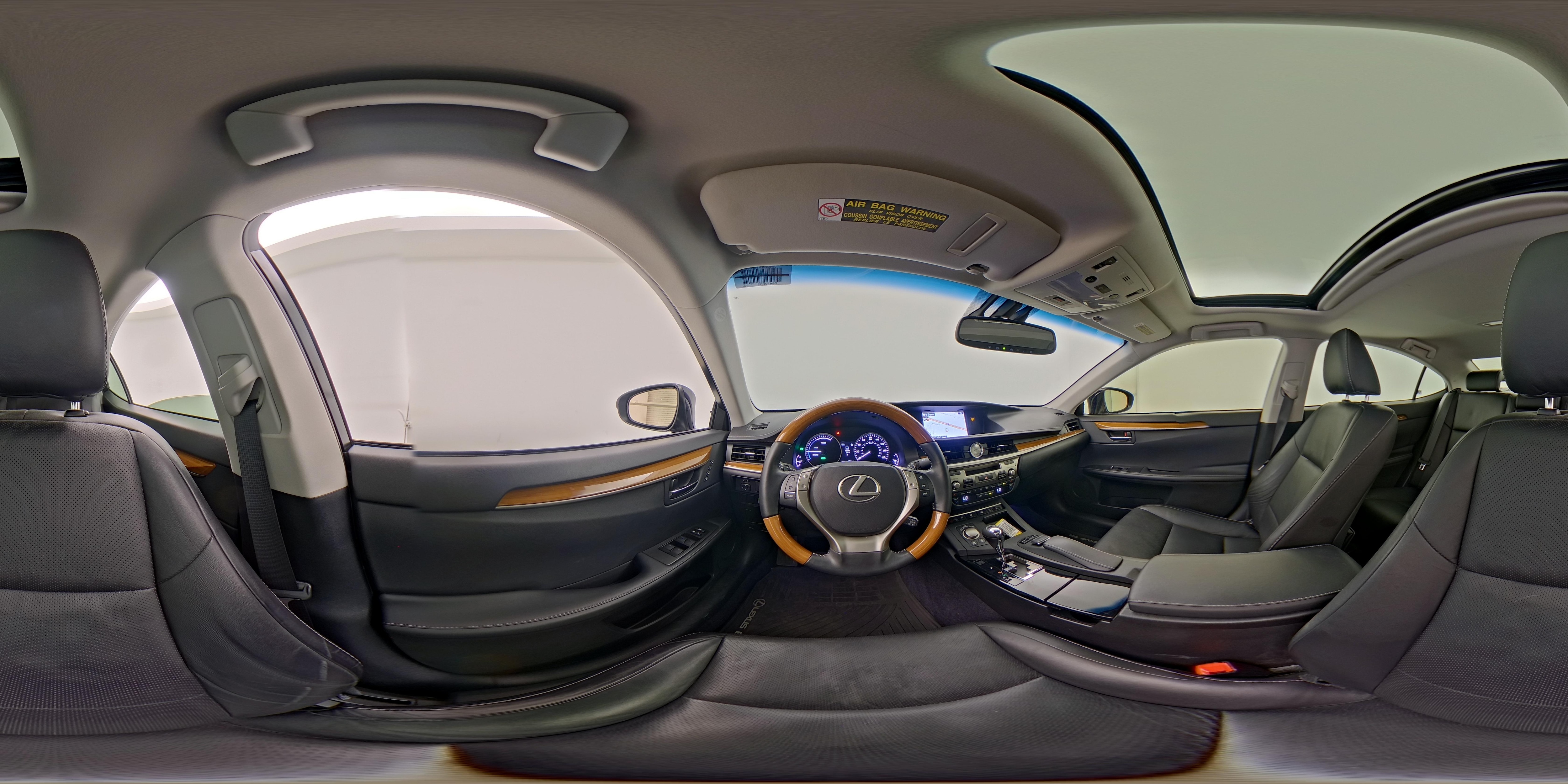 2015 Lexus ES 300h - Photo 28
