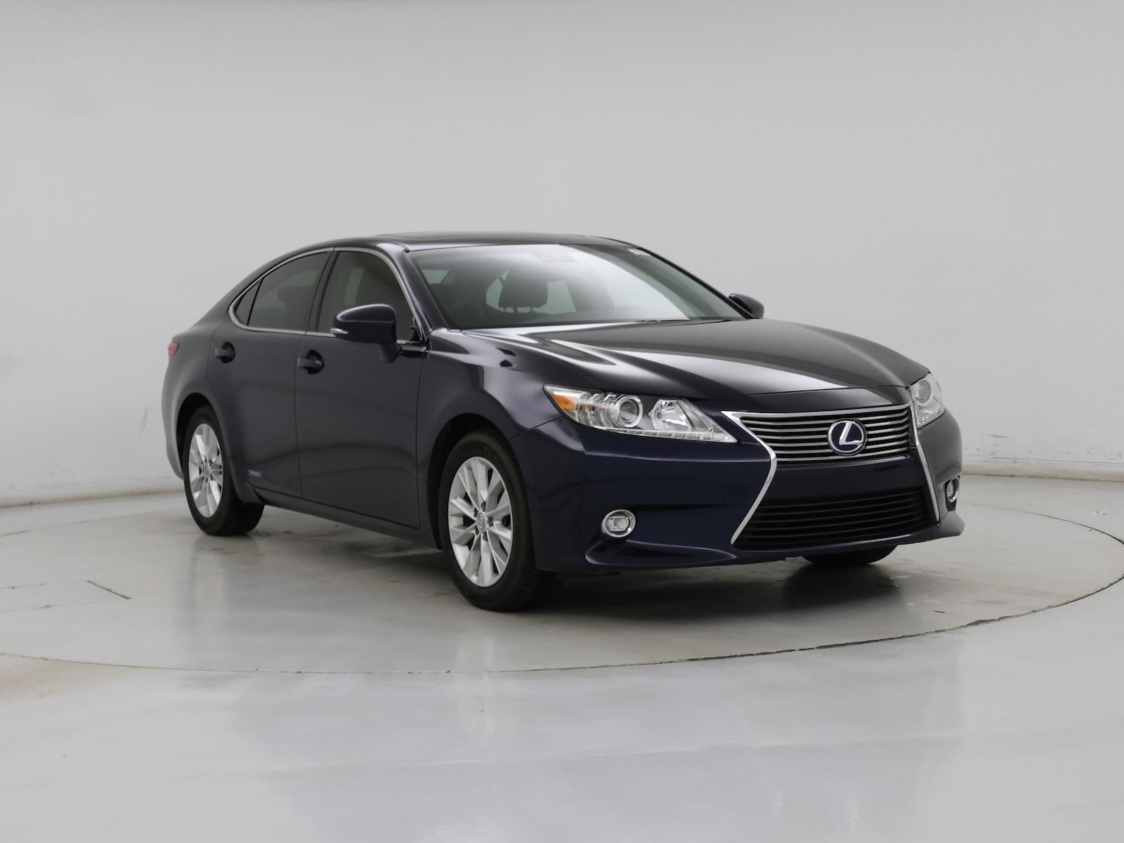 2015 Lexus ES 300h - Photo 2