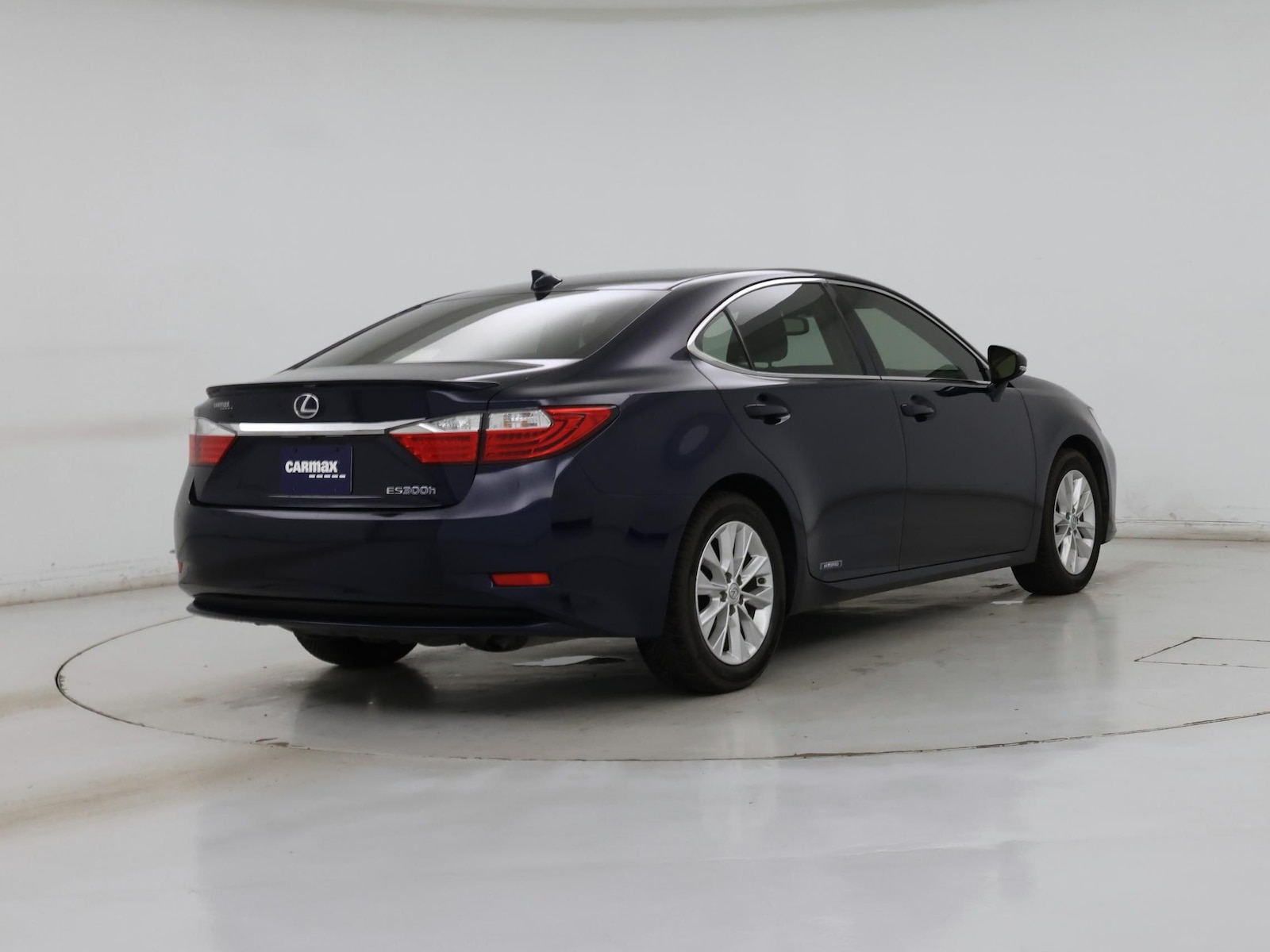 2015 Lexus ES 300h - Photo 9