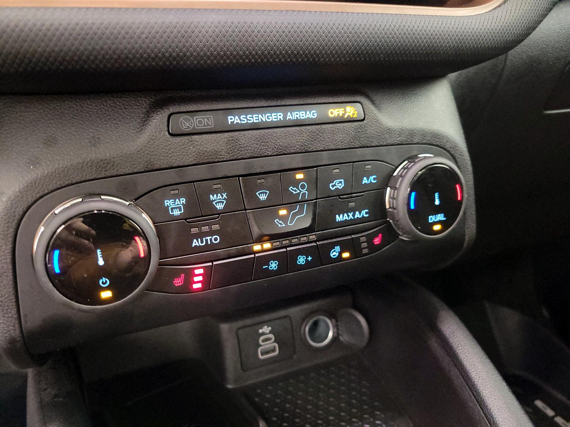 Thumbnail: 2024 Ford Bronco Sport - 16