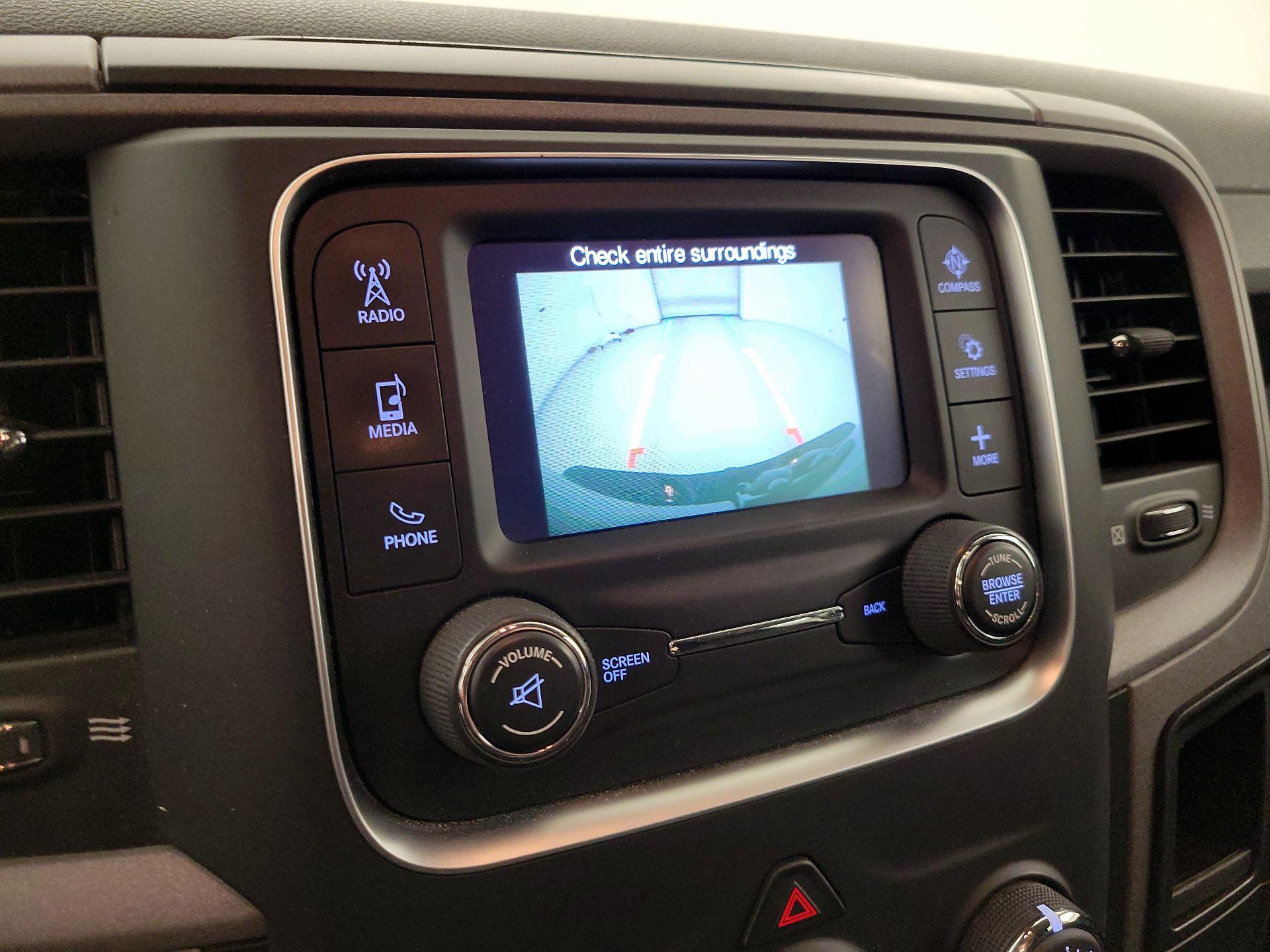 Thumbnail: 2019 RAM 1500 Classic - 14