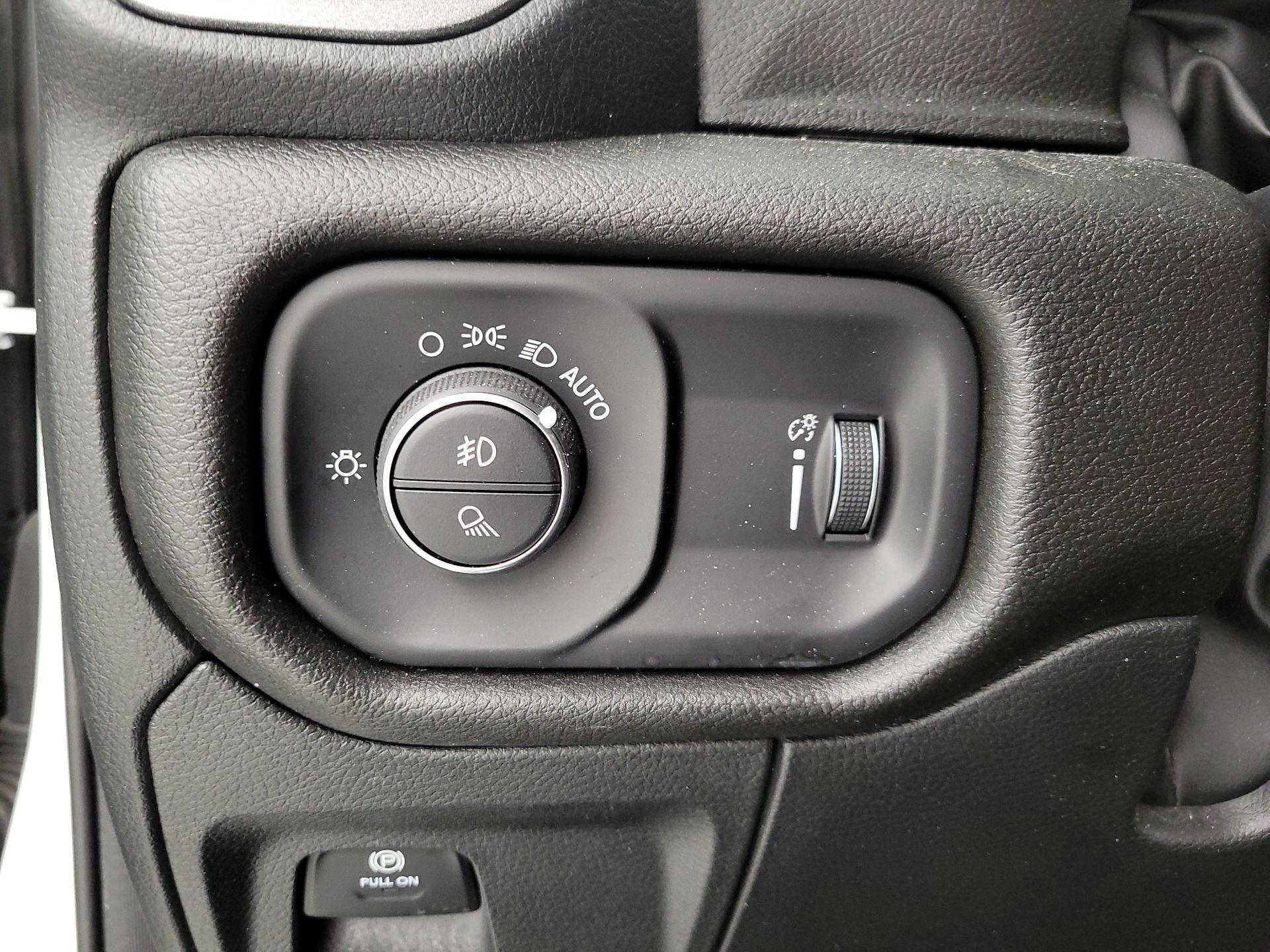 Thumbnail: 2024 RAM 1500 - 13