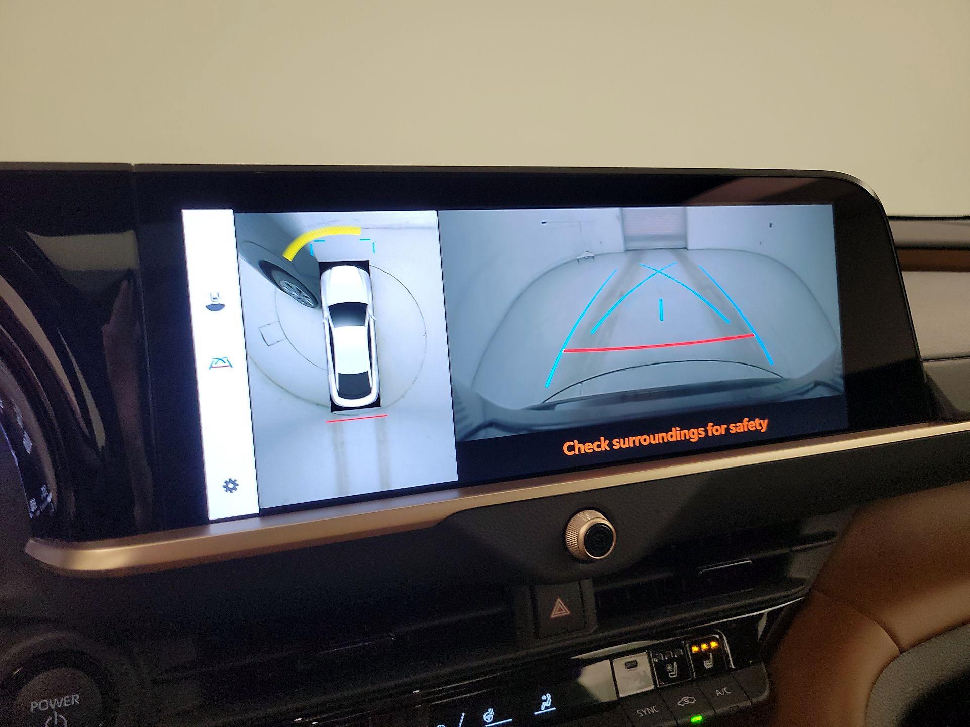 Thumbnail: 2026 Toyota Crown - 14