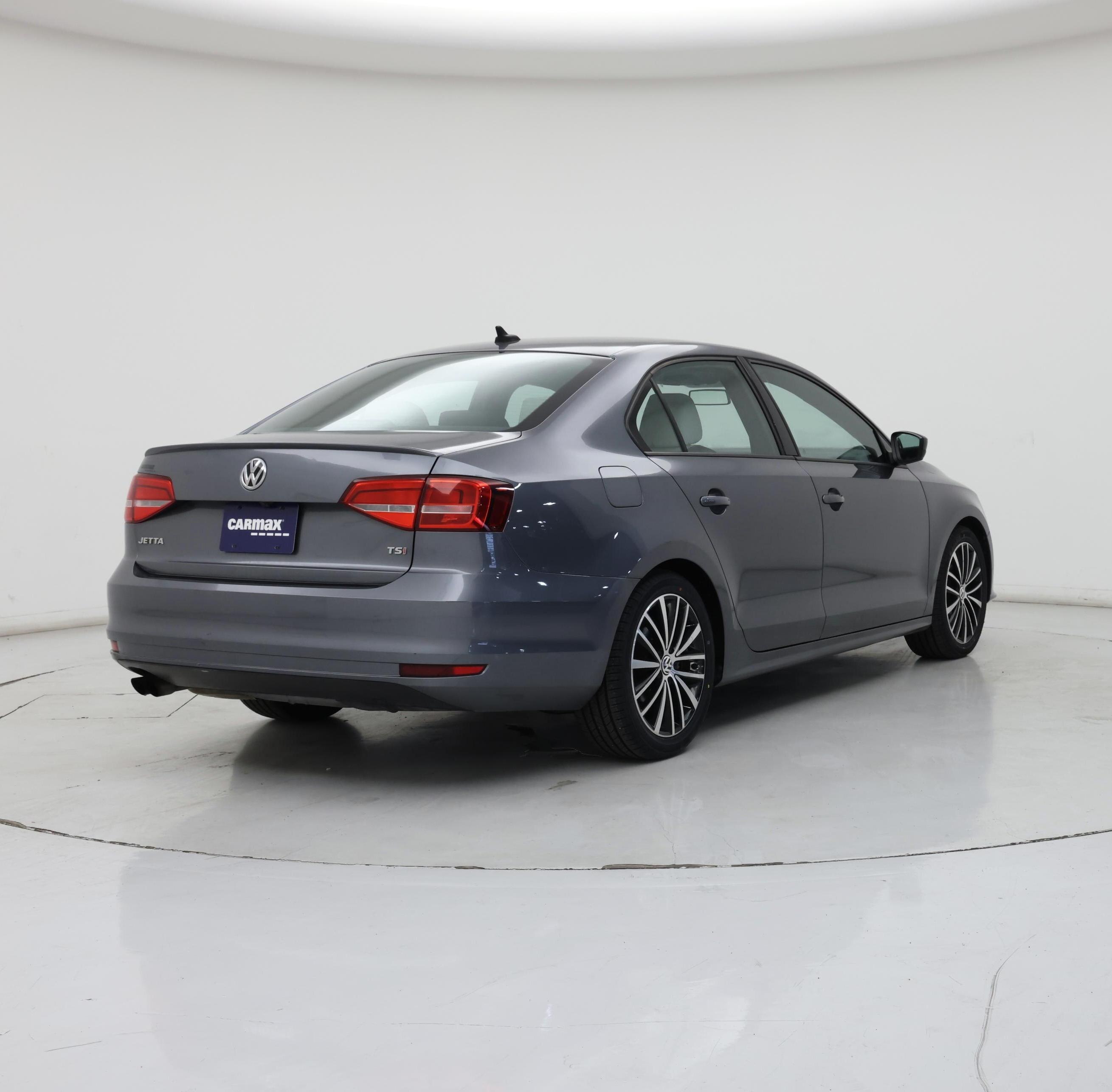 Thumbnail: 2015 Volkswagen Jetta - 8