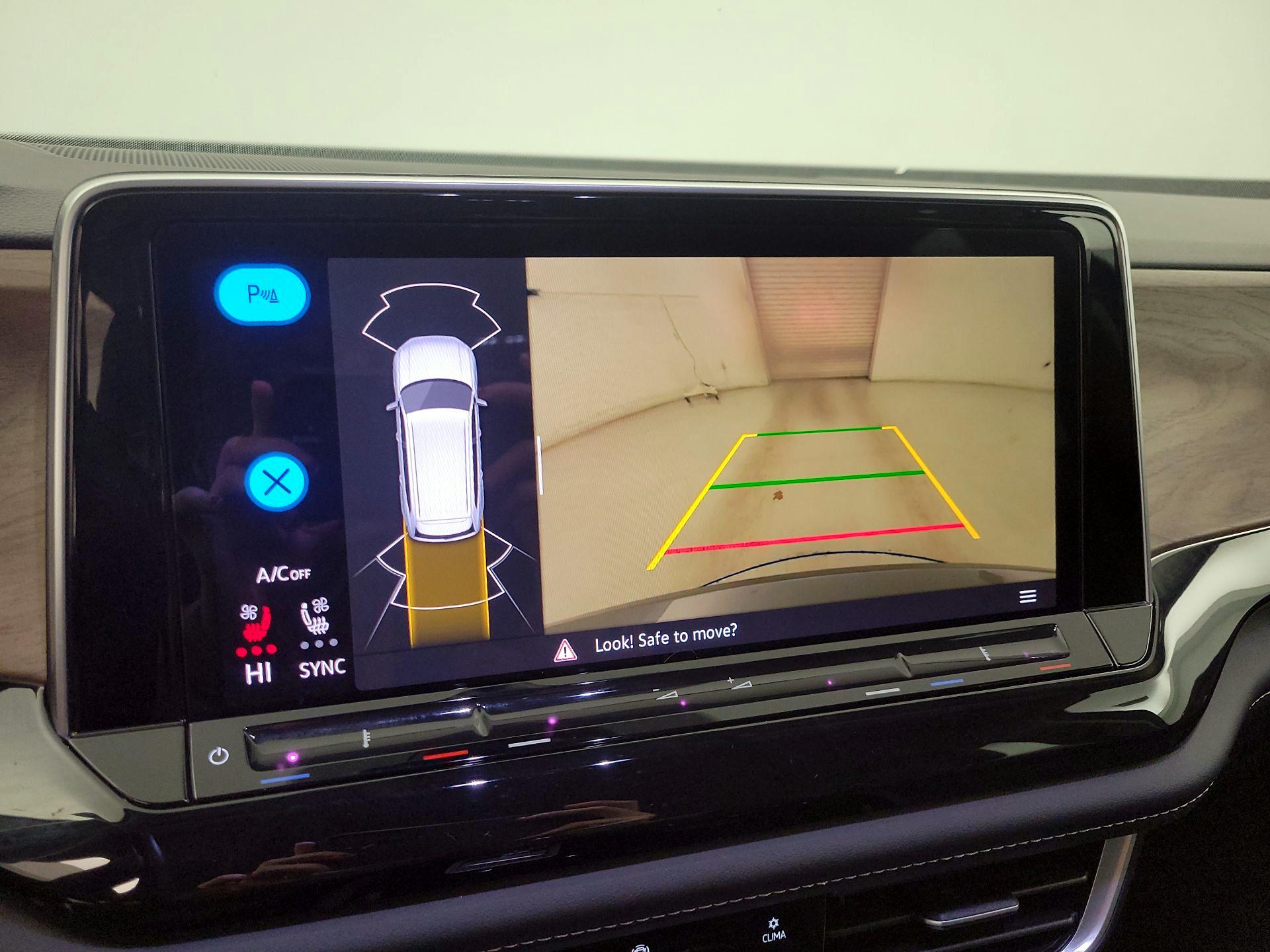 Thumbnail: 2025 Volkswagen Atlas - 14