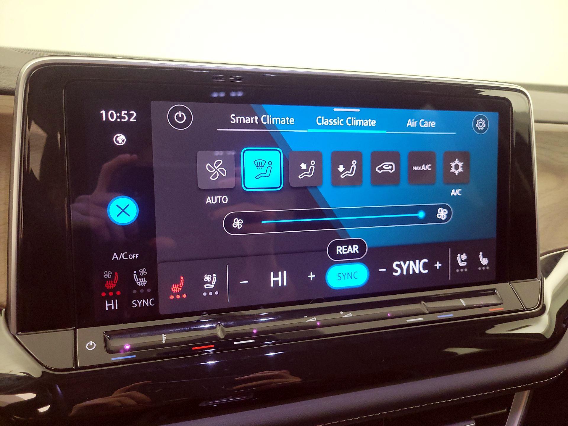 Thumbnail: 2025 Volkswagen Atlas - 16