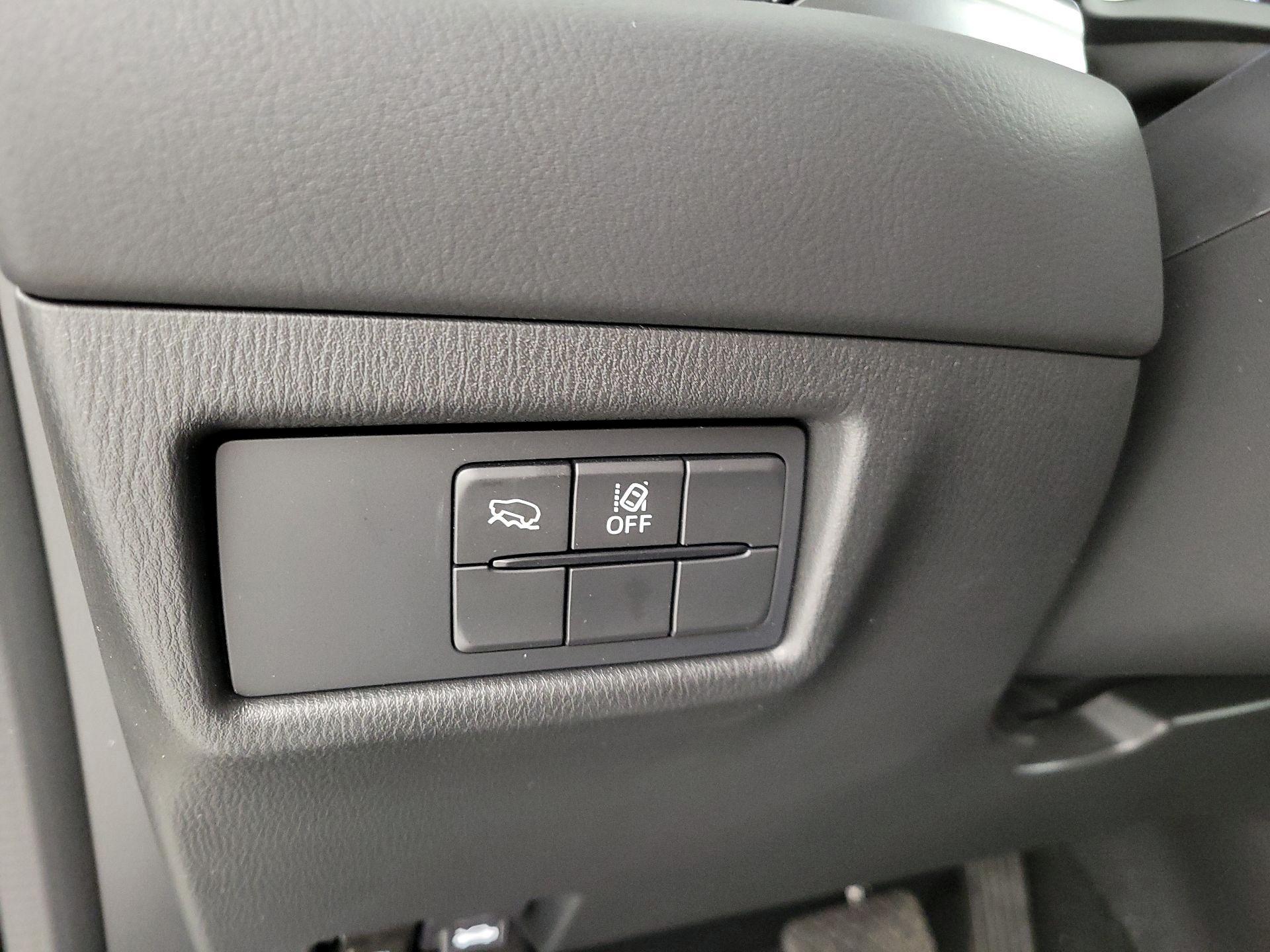 Thumbnail: 2025 Mazda CX-5 - 13