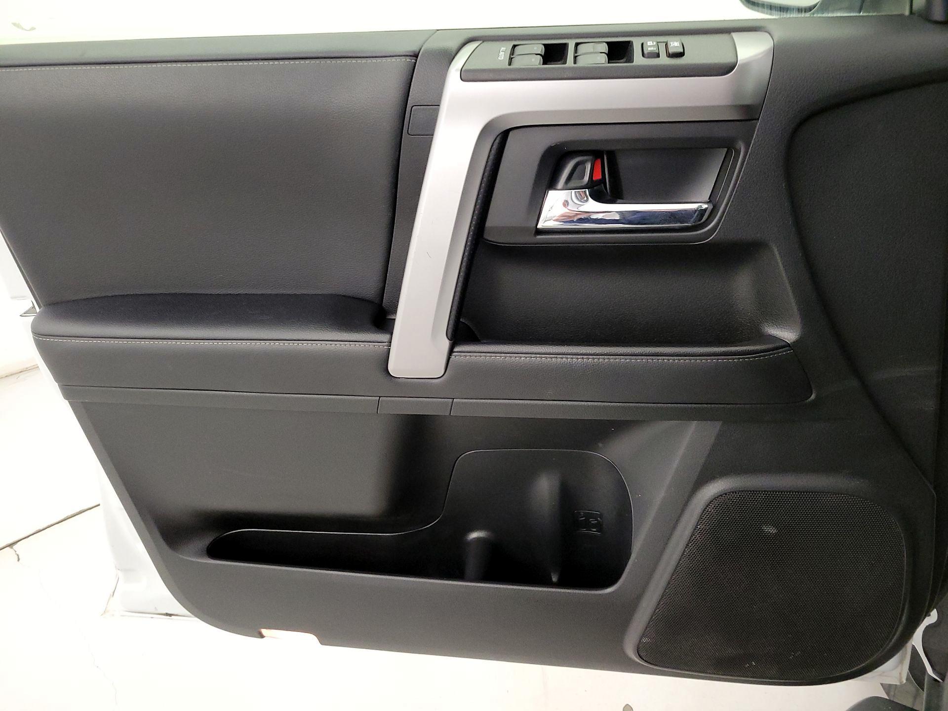 Thumbnail: 2024 Toyota 4Runner - 12