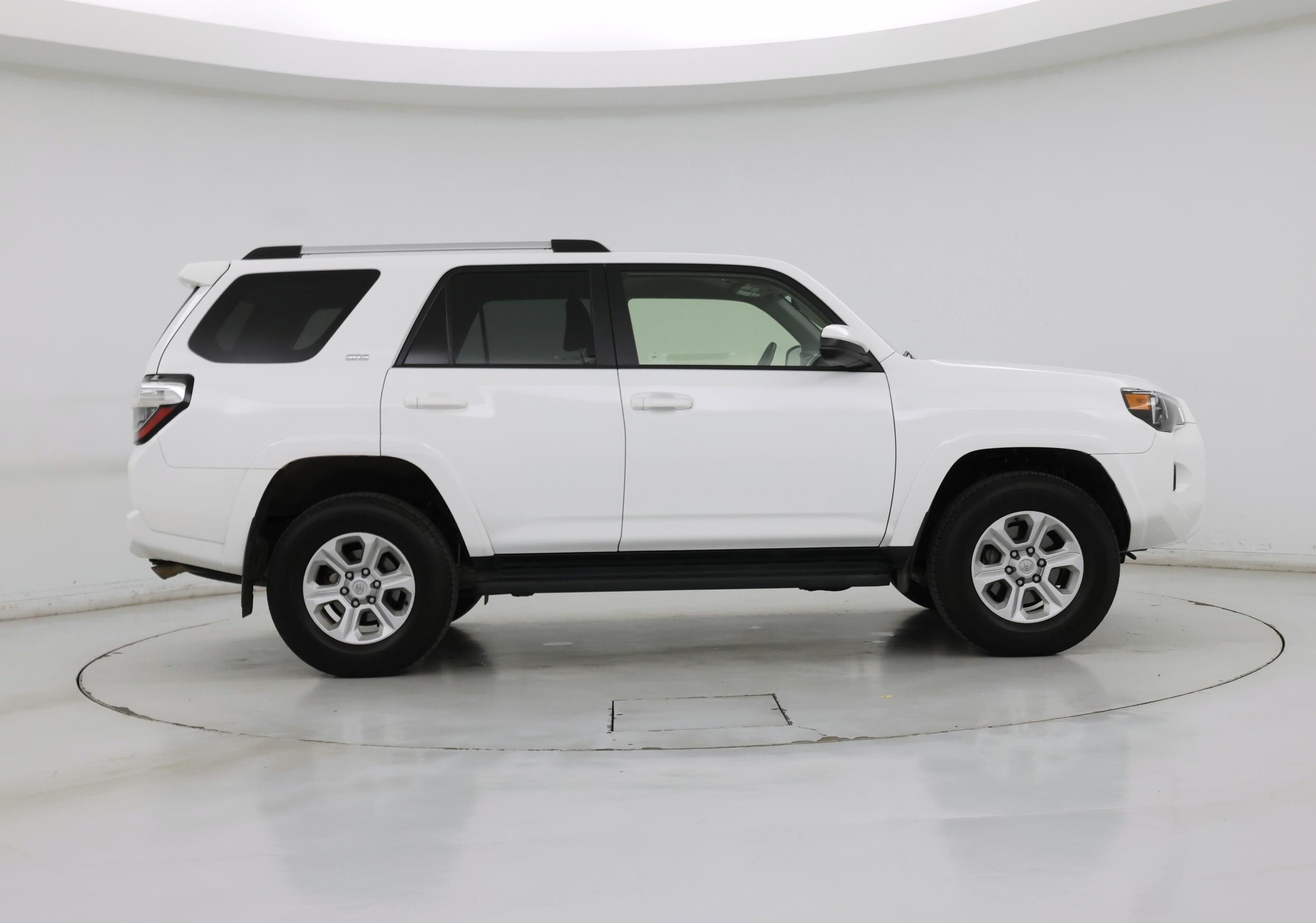 Thumbnail: 2024 Toyota 4Runner - 7