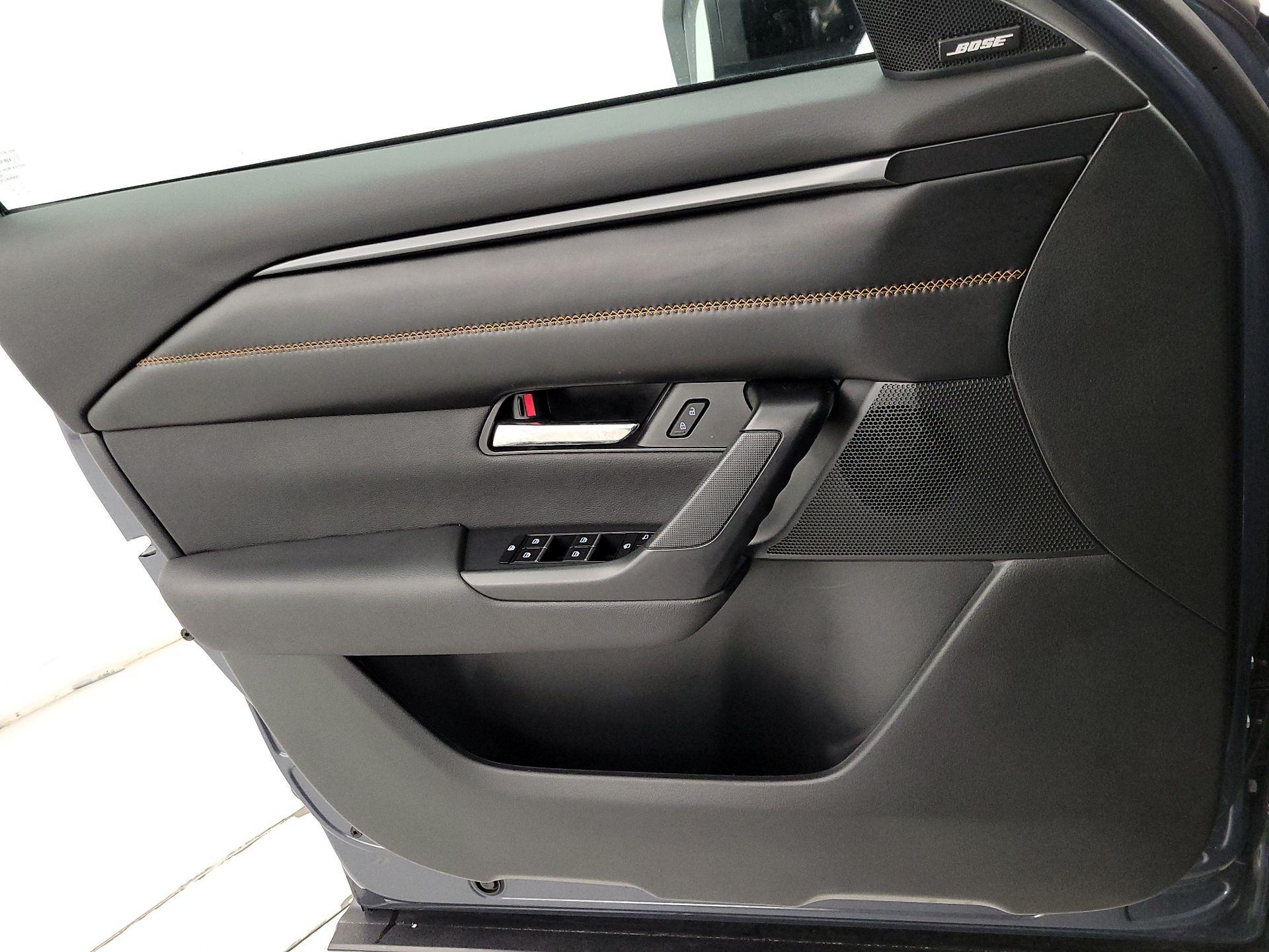 Thumbnail: 2025 Mazda CX-50 - 12