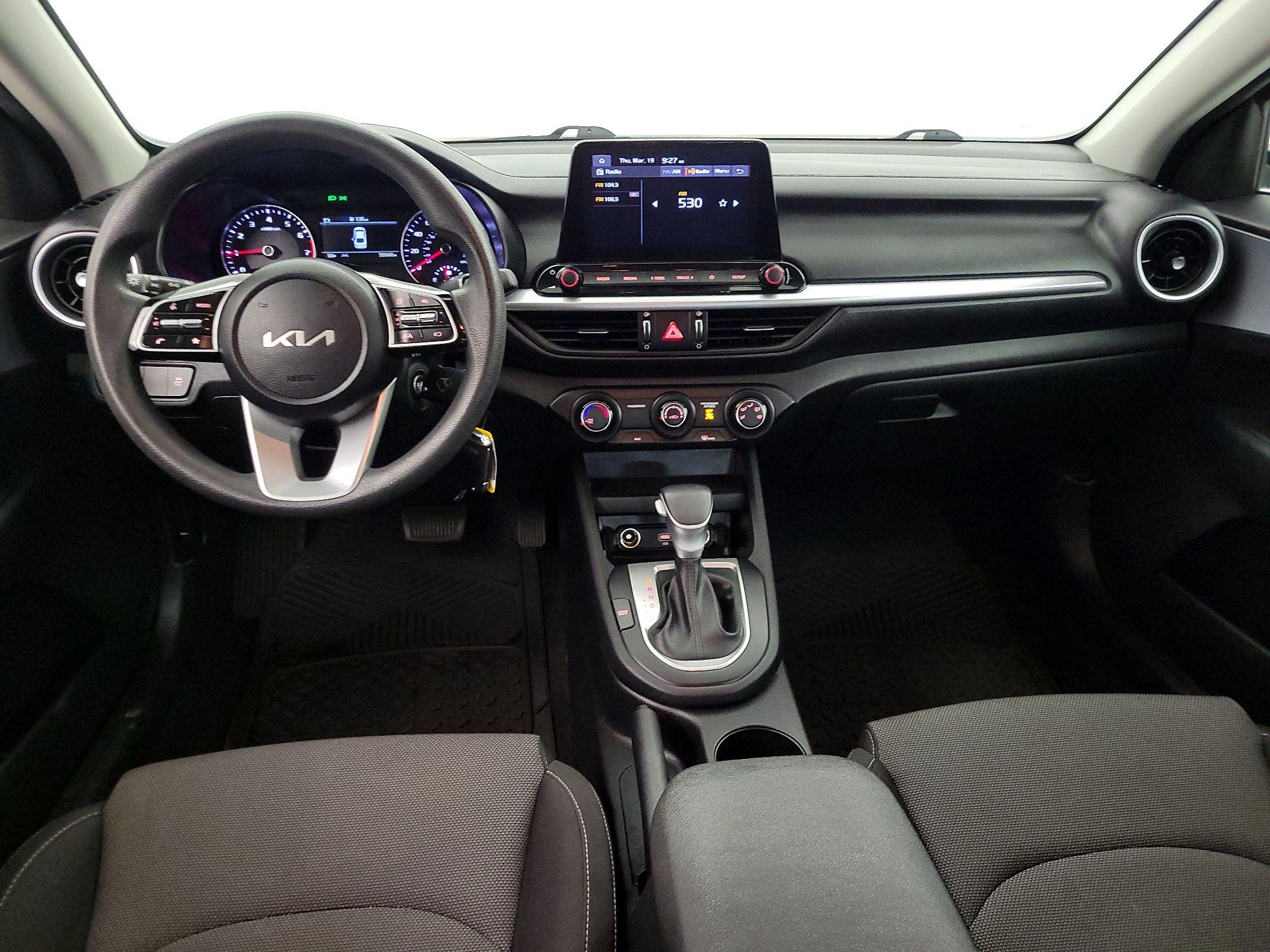 Thumbnail: 2023 Kia Forte - 9