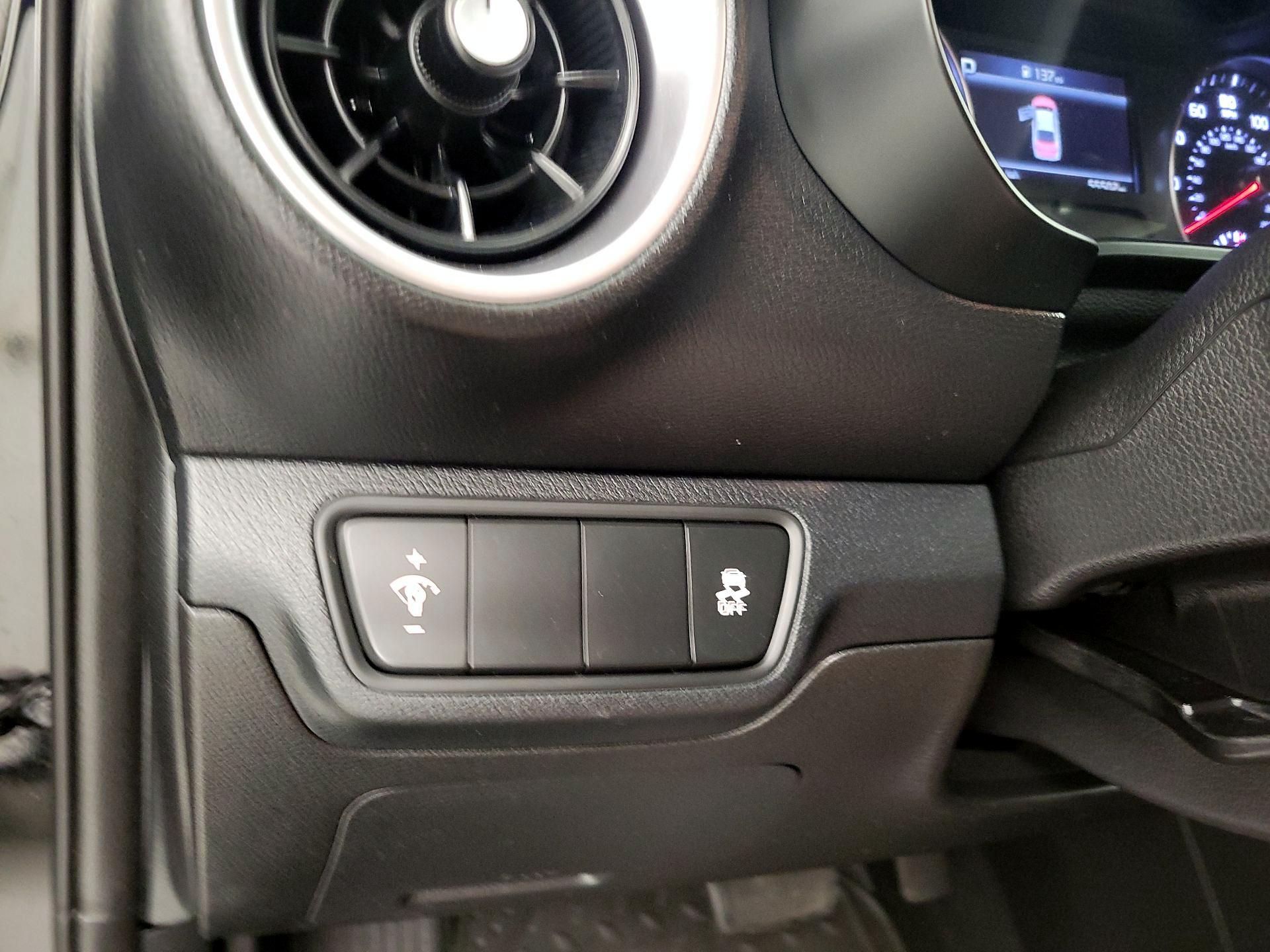 Thumbnail: 2023 Kia Forte - 13