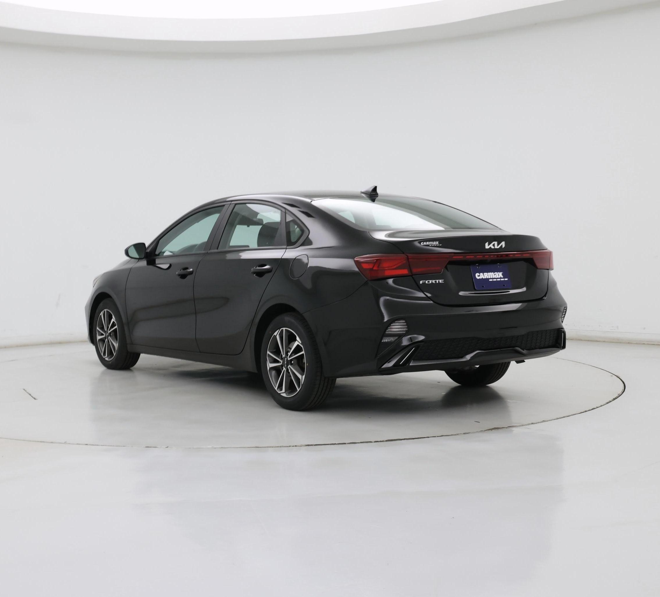 Thumbnail: 2023 Kia Forte - 2