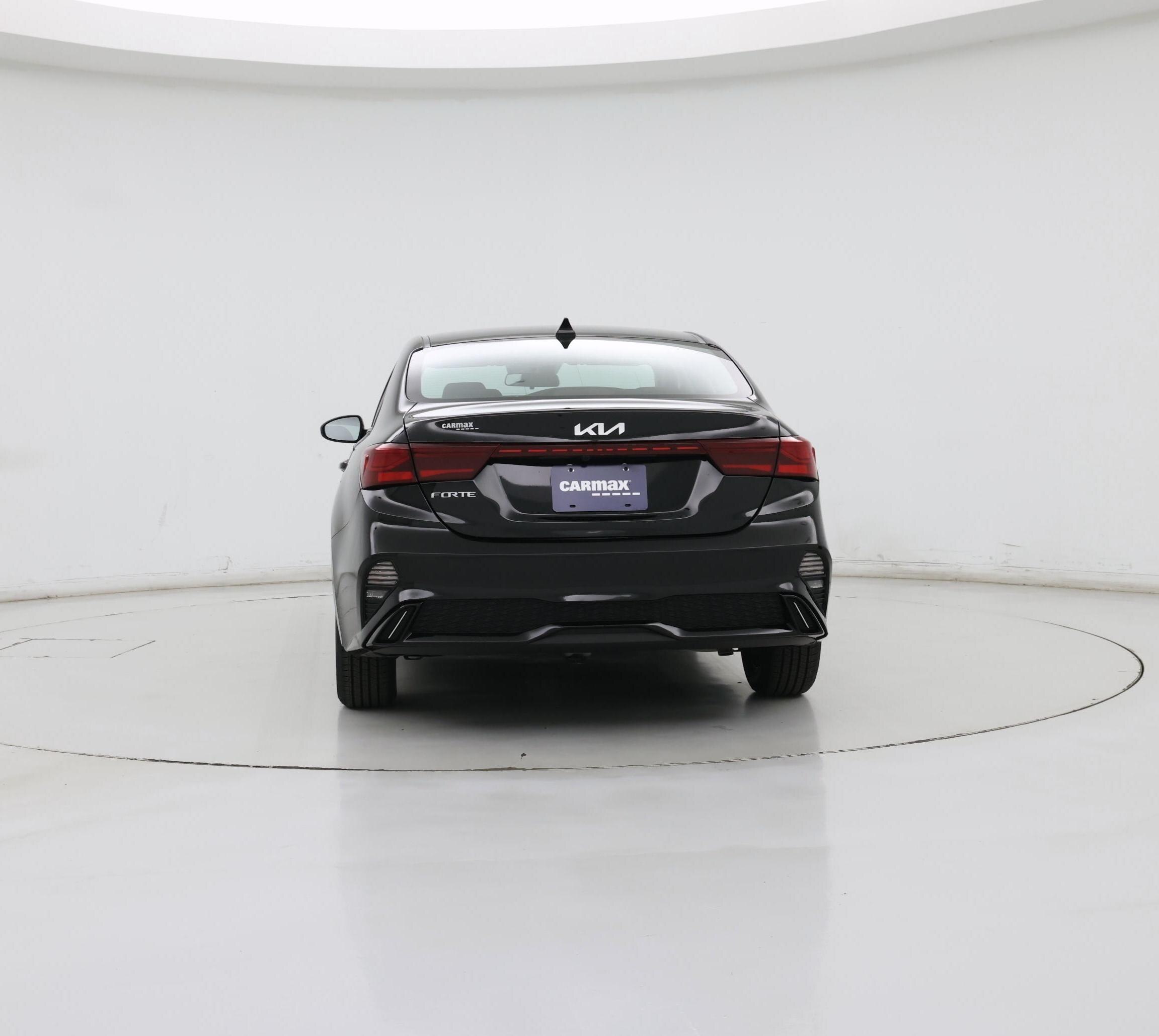 Thumbnail: 2023 Kia Forte - 6