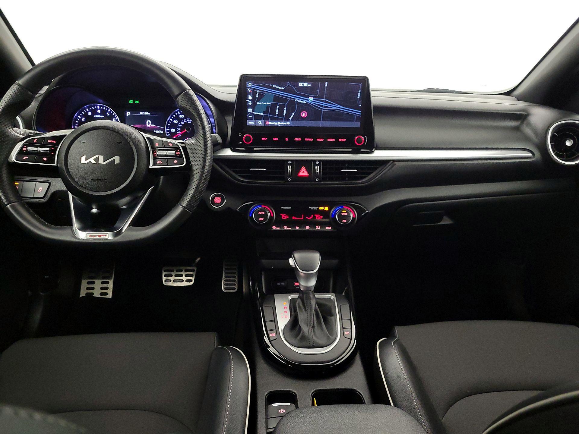 Thumbnail: 2024 Kia Forte - 9