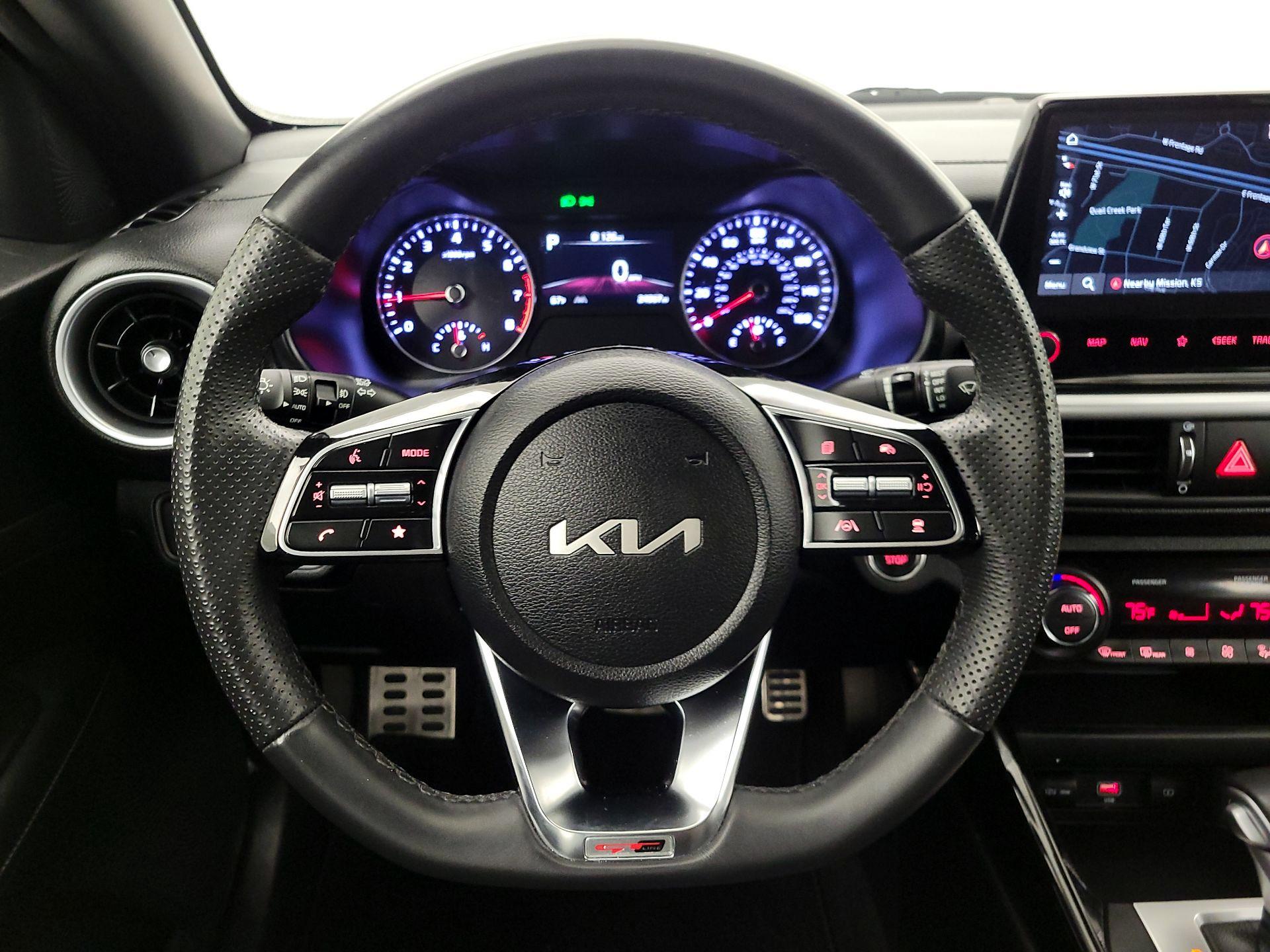 Thumbnail: 2024 Kia Forte - 10