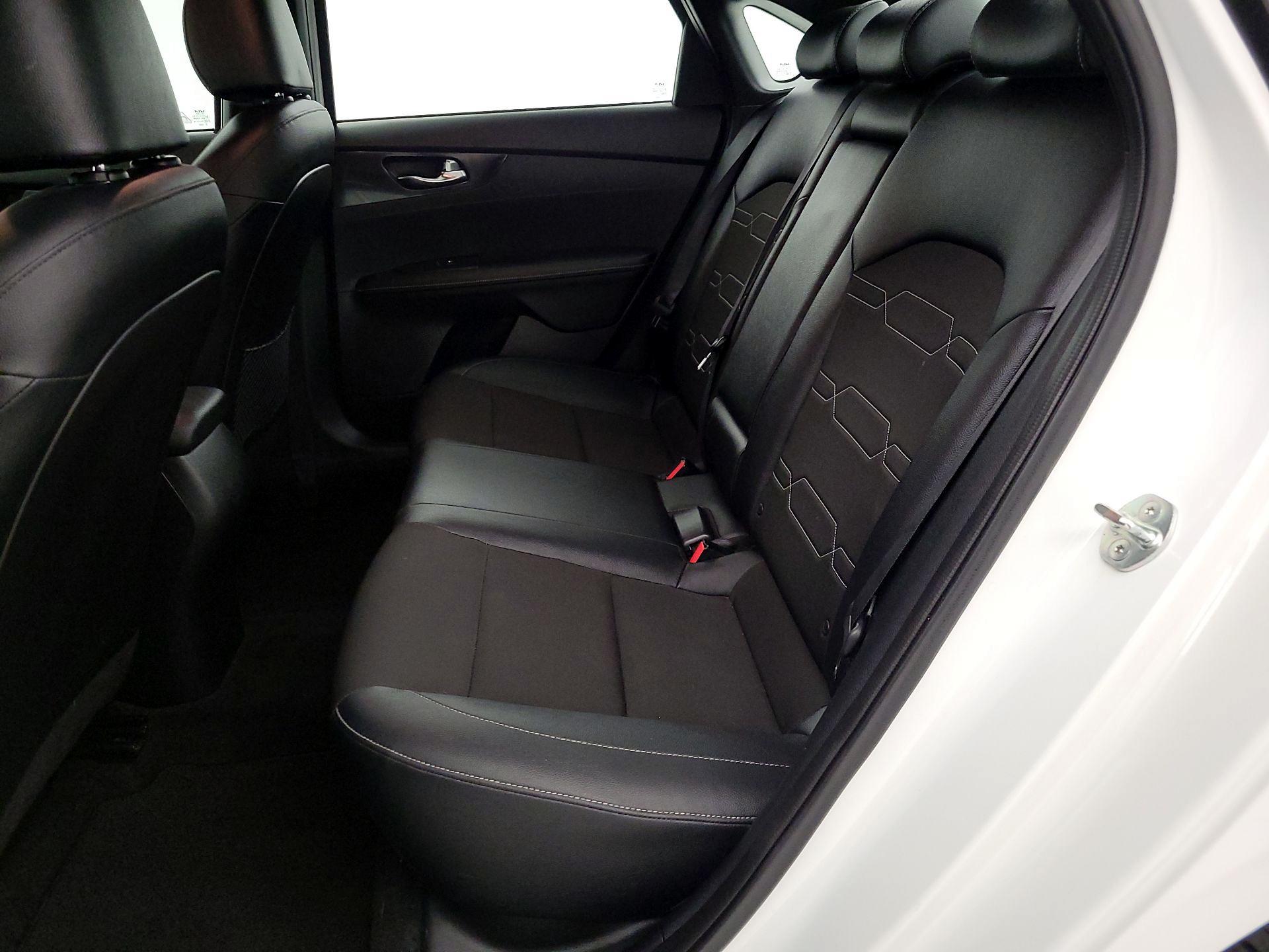 Thumbnail: 2024 Kia Forte - 20