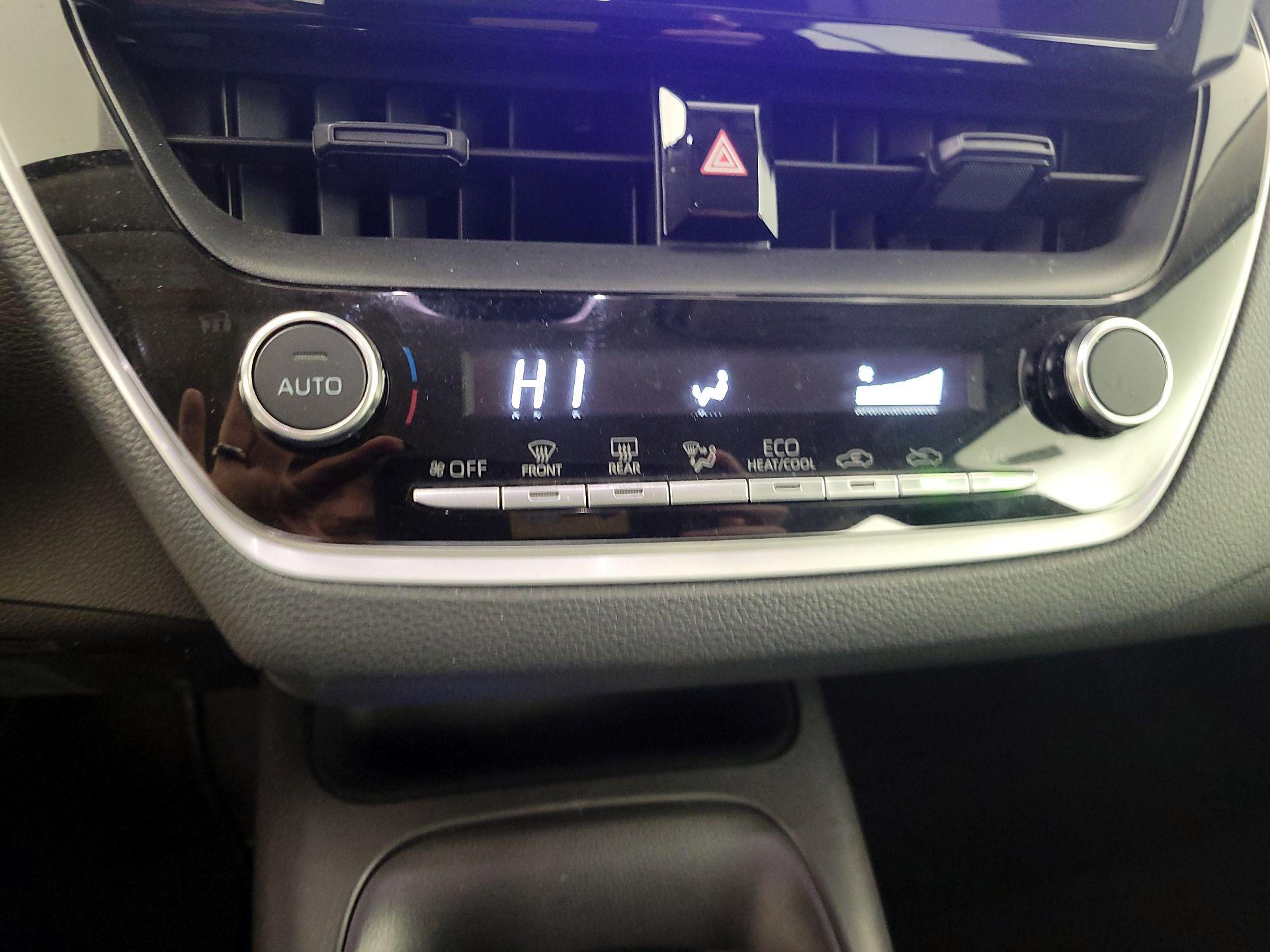 Thumbnail: 2025 Toyota Corolla - 16