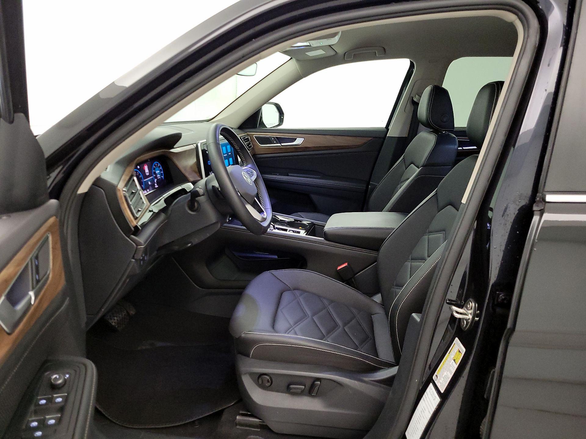 Thumbnail: 2025 Volkswagen Atlas - 11