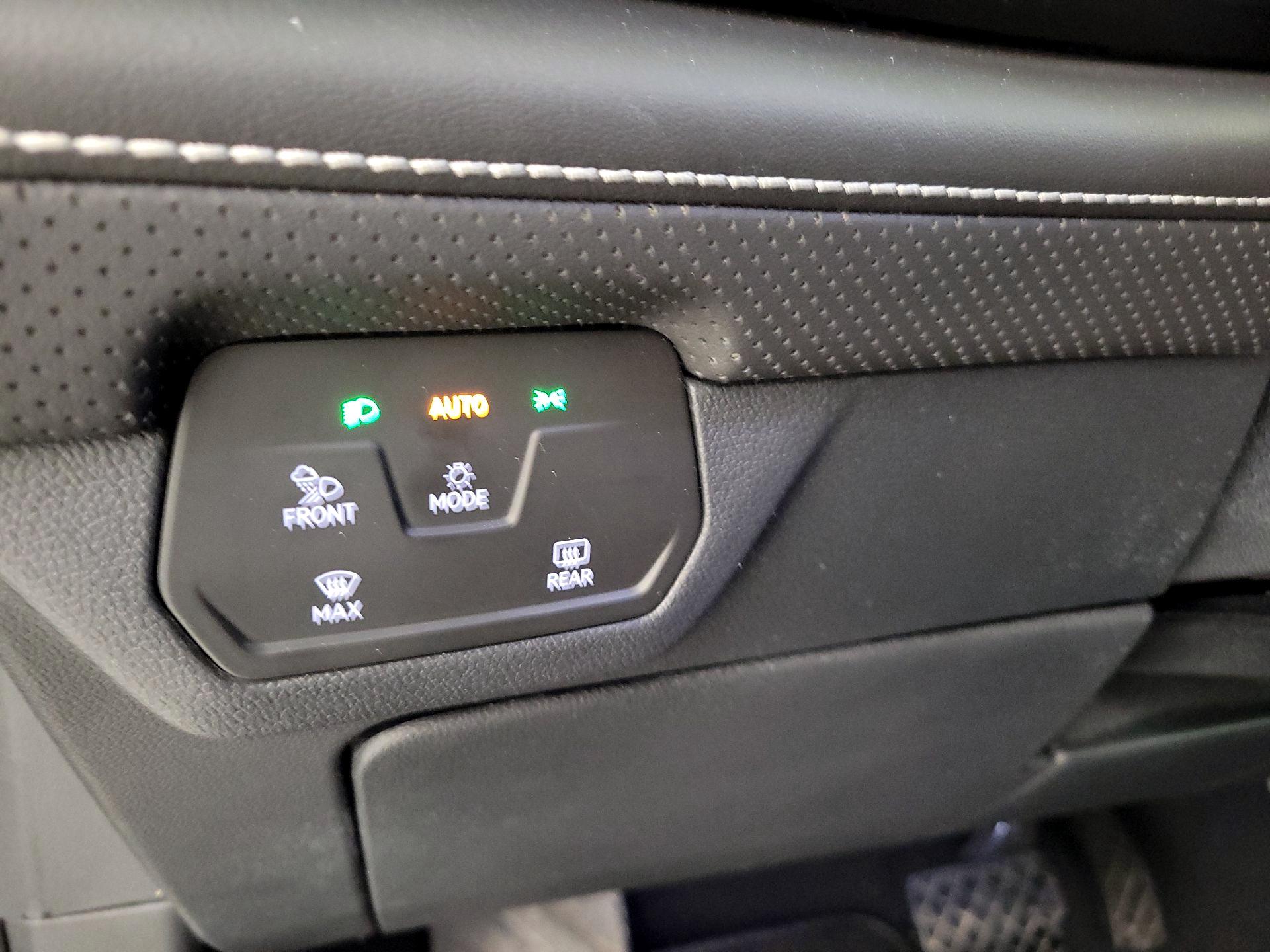 Thumbnail: 2025 Volkswagen Atlas - 13