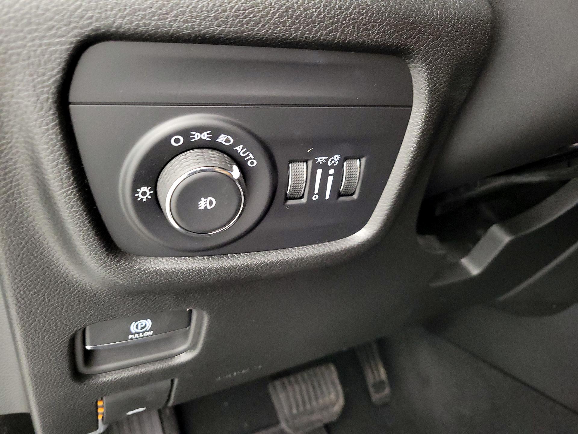 Thumbnail: 2024 Jeep Grand Cherokee - 13