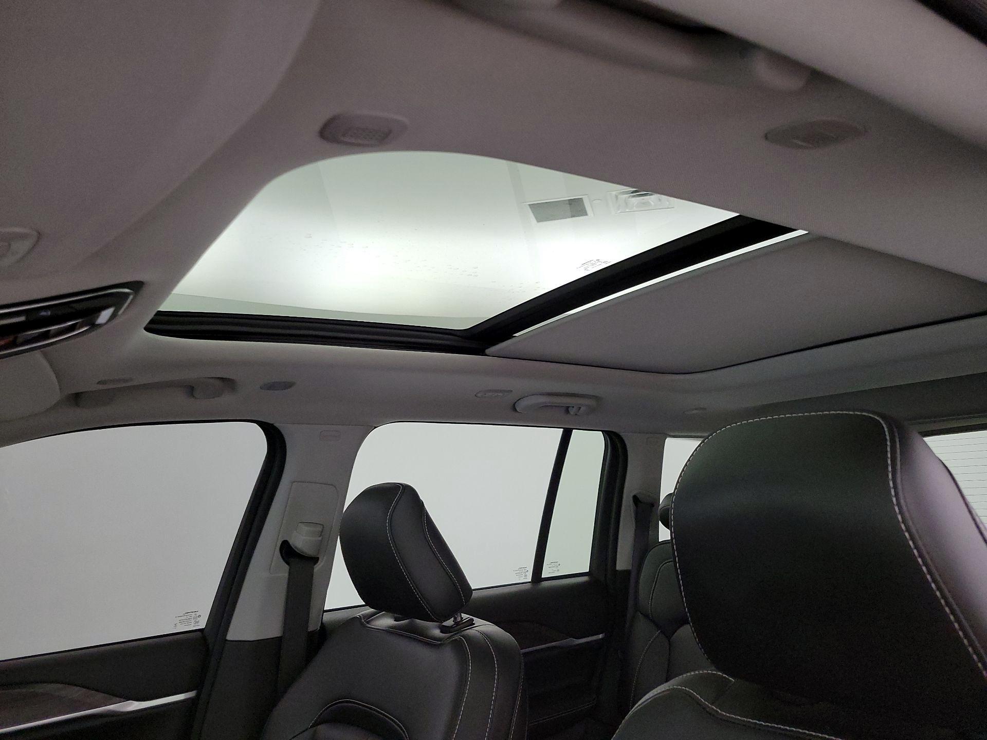 Thumbnail: 2024 Jeep Grand Cherokee - 20